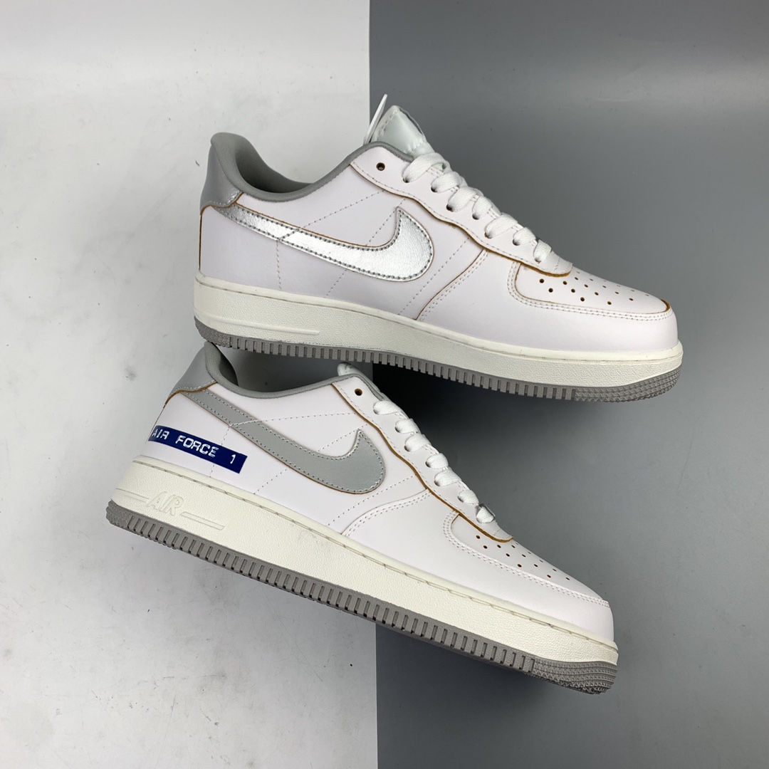 200 Nk Air Force 1 '07 LV8 Low”Labei Maker”空军一号经典低帮百搭休闲运动板鞋“皮革白灰银宝蓝标签”DC5209-100