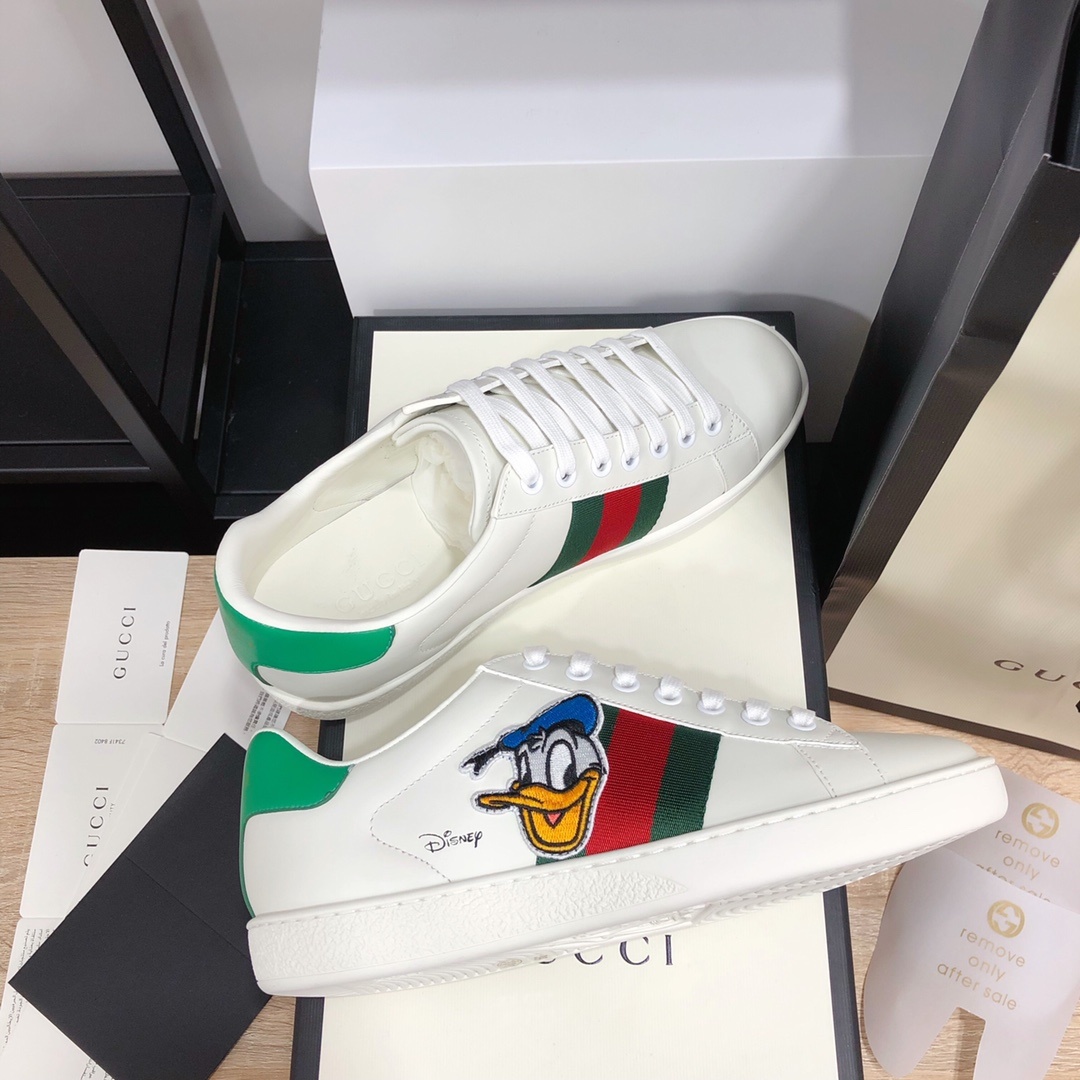 Gucci顶级版本GG情侣款小白鞋近