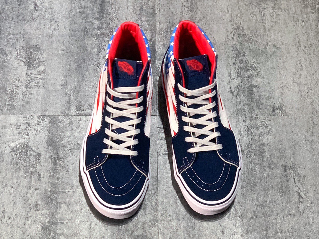 下调120 Vans SK8-Hi 美国国旗印花 经典高帮复古硫化板鞋 VN0A38GFXKI