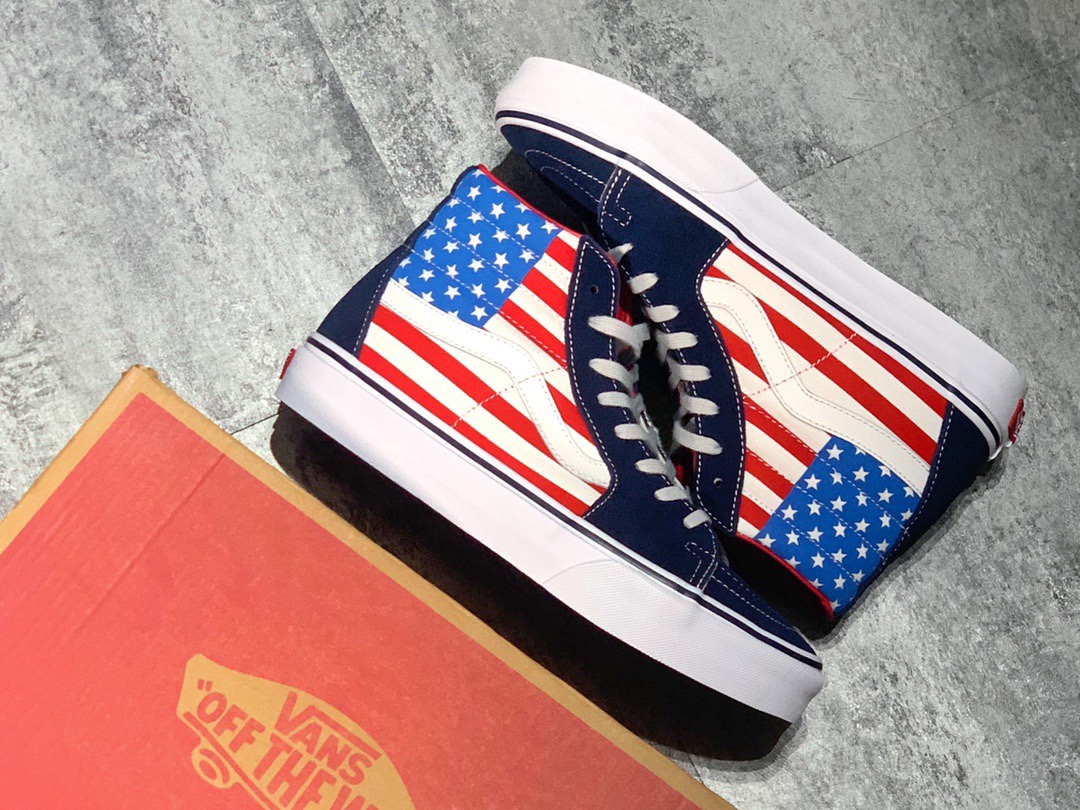 下调120 Vans SK8-Hi 美国国旗印花 经典高帮复古硫化板鞋 VN0A38GFXKI