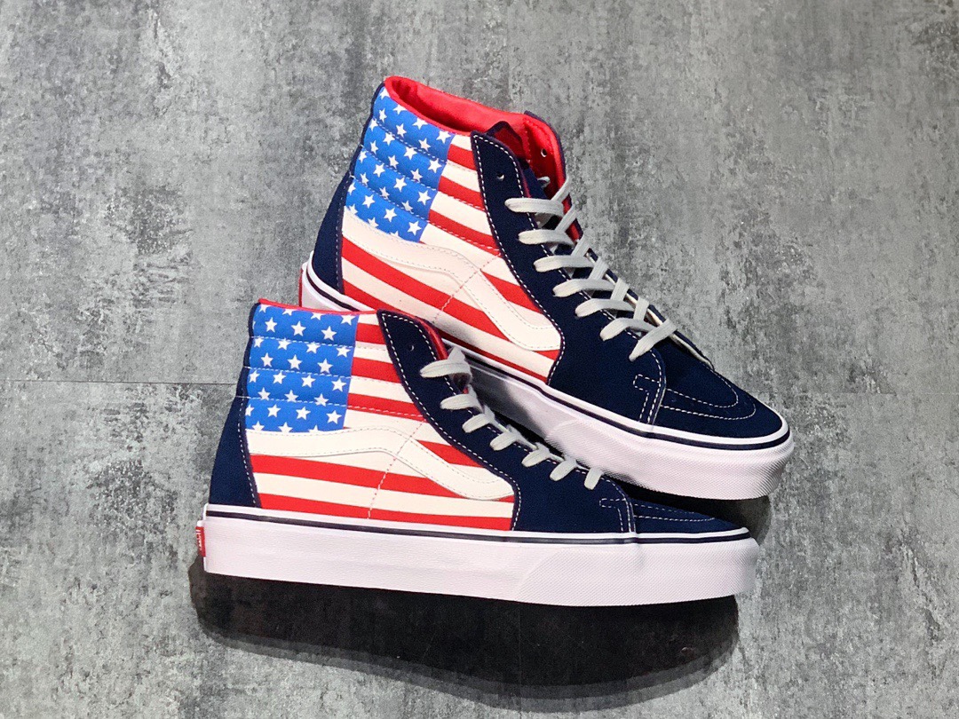 下调120 Vans SK8-Hi 美国国旗印花 经典高帮复古硫化板鞋 VN0A38GFXKI