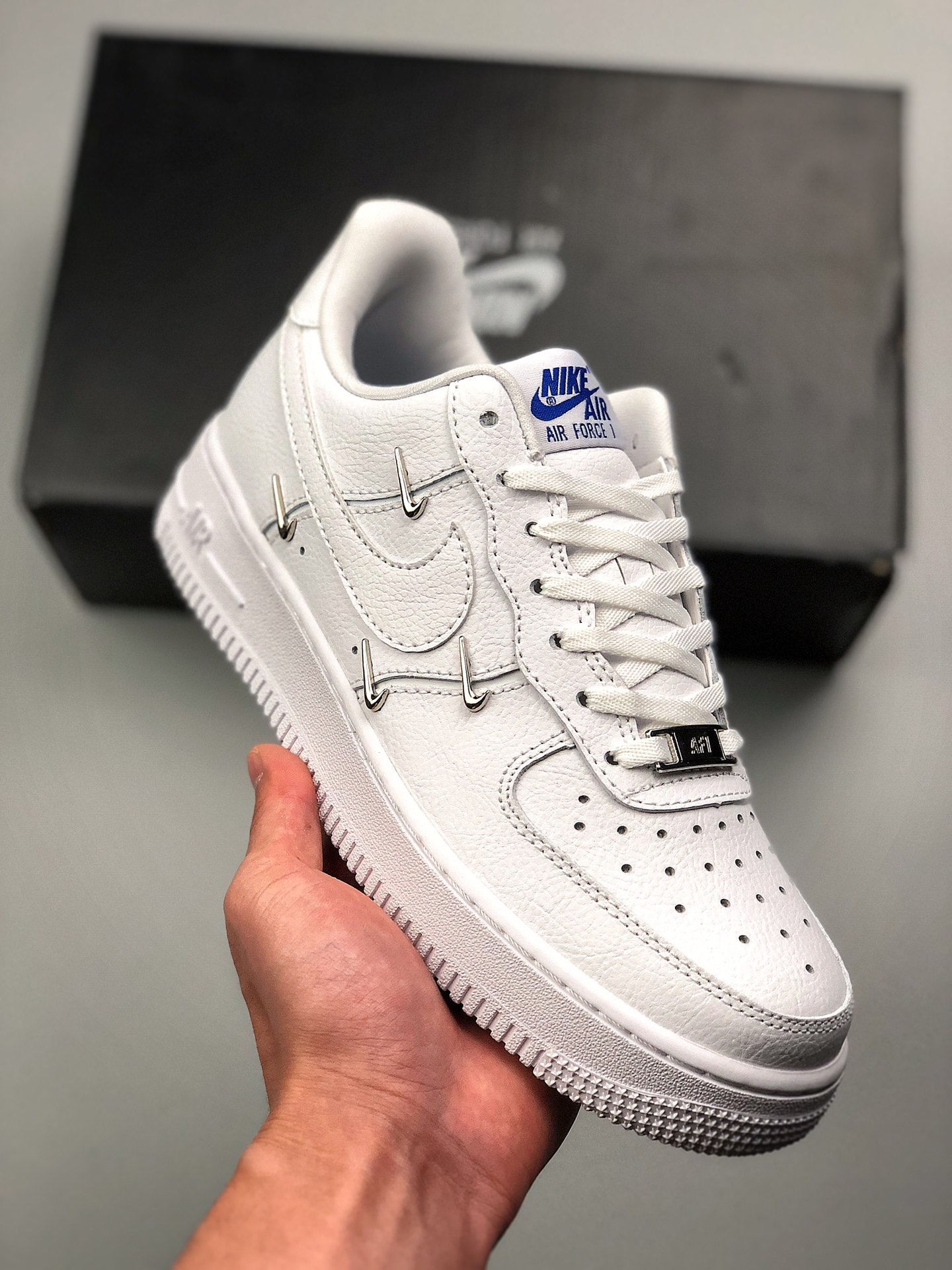 Nike Air Force1 LOW'07 nuevo color, ¡el mismo que usa Xuan Ya! Desde su nacimiento, Air Force 1 ha sido popular en todo…