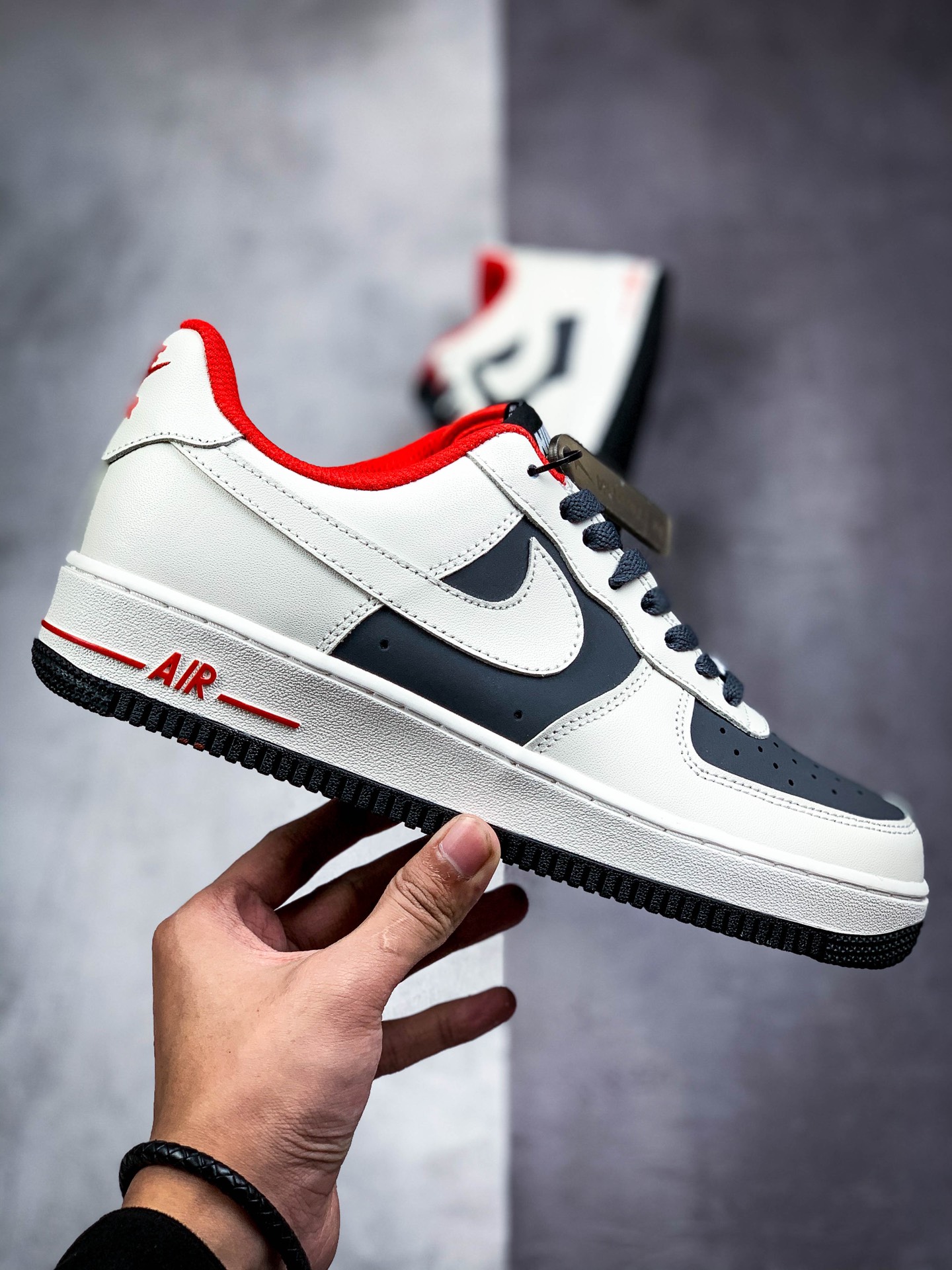 200 Nike Air Force 1 空军一号低帮运动休闲板鞋 DH2477-001