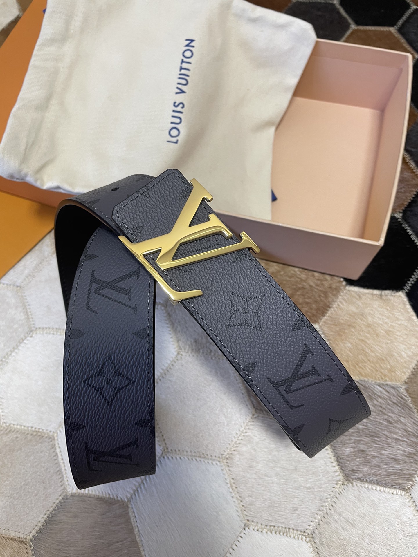 Louis Vuitton Haute Couture Luxury Atelier Designer Belt Tie Accessories 4