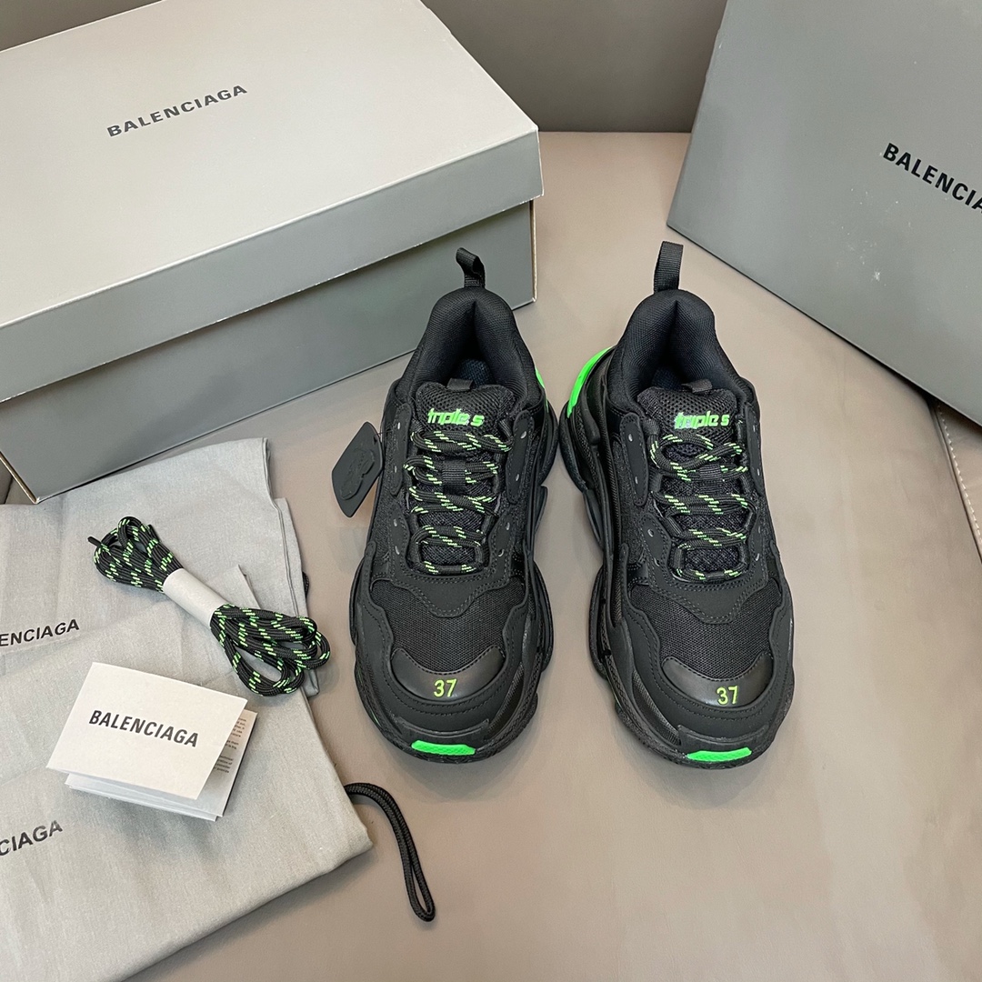 Balenciaga negro y verde · Balenciaga 2021ss nuevo nuevo color triles zapatos deportivos para papá con suela gruesa y r…