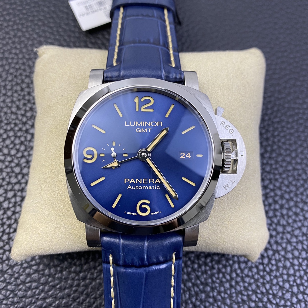 Panerai Blue VS