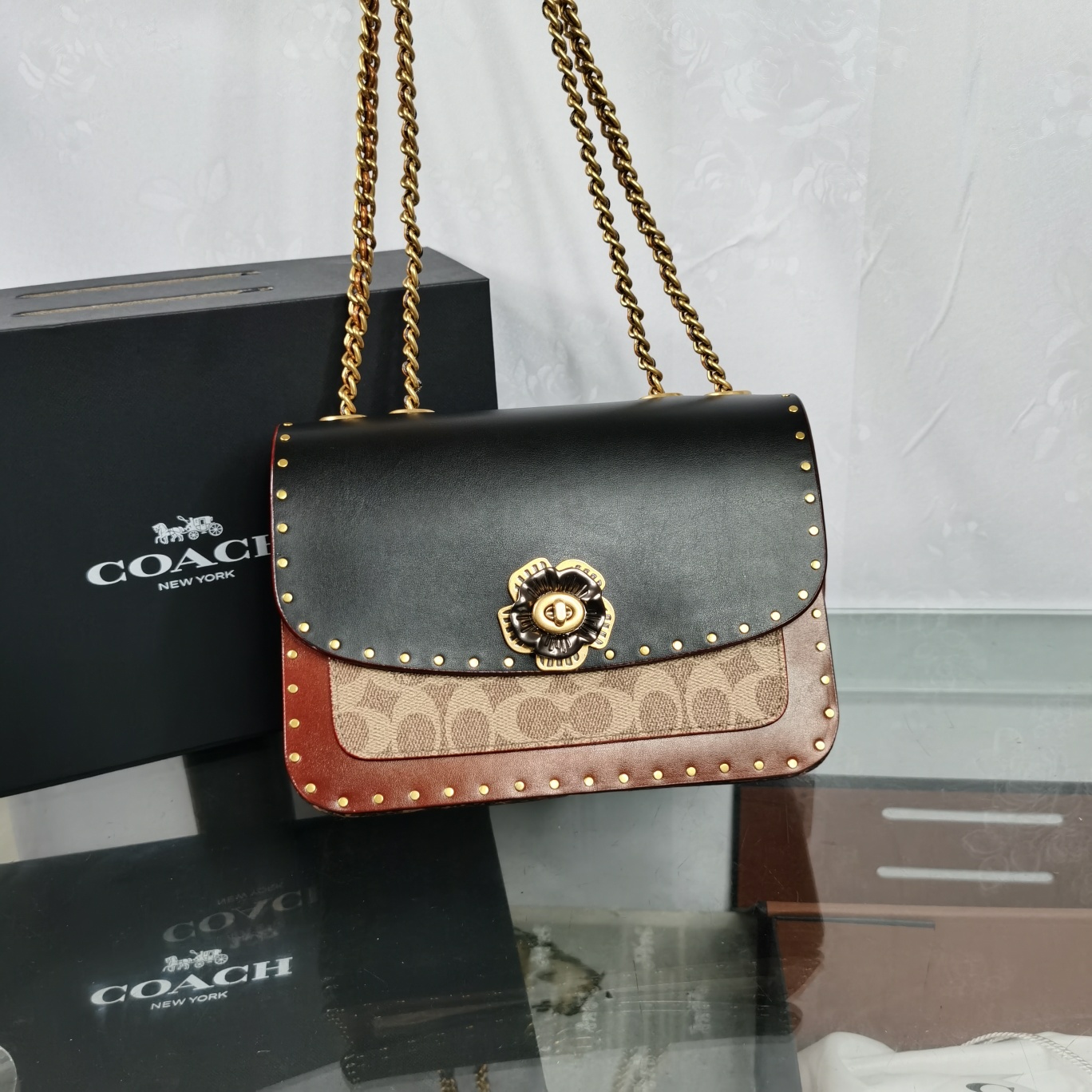 4679 coach 2021 parker 23*17