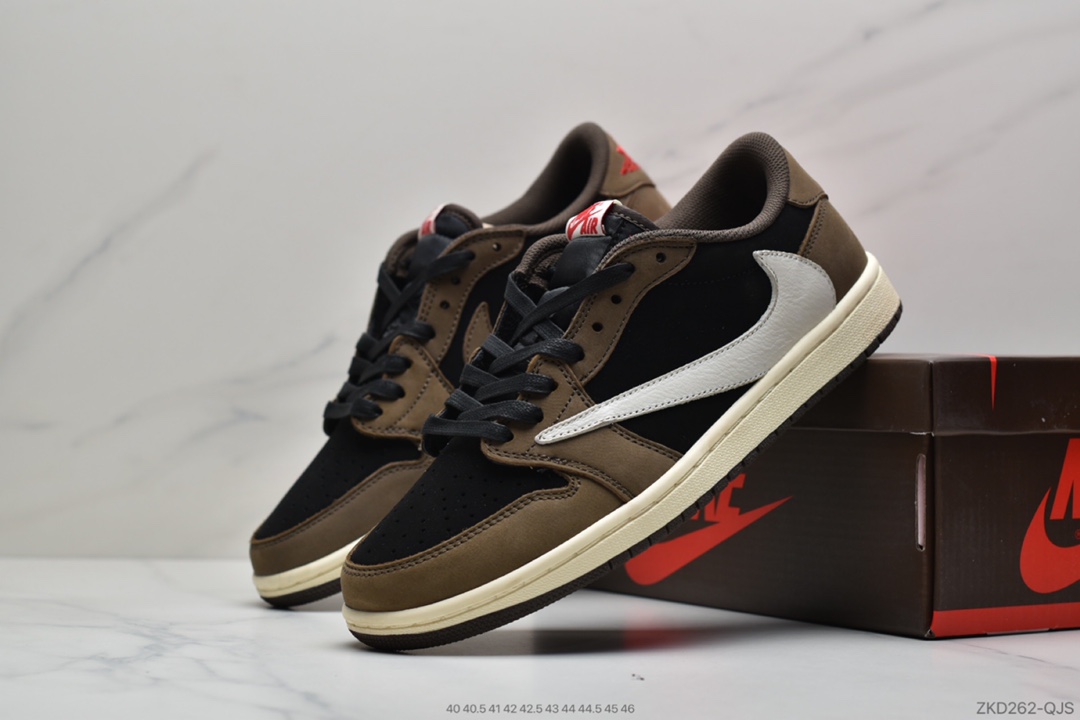 270 公司级 Air Jordan 1 Low 倒钩低帮亮点之处在于鞋侧的倒置 Swoosh CQ4277-001