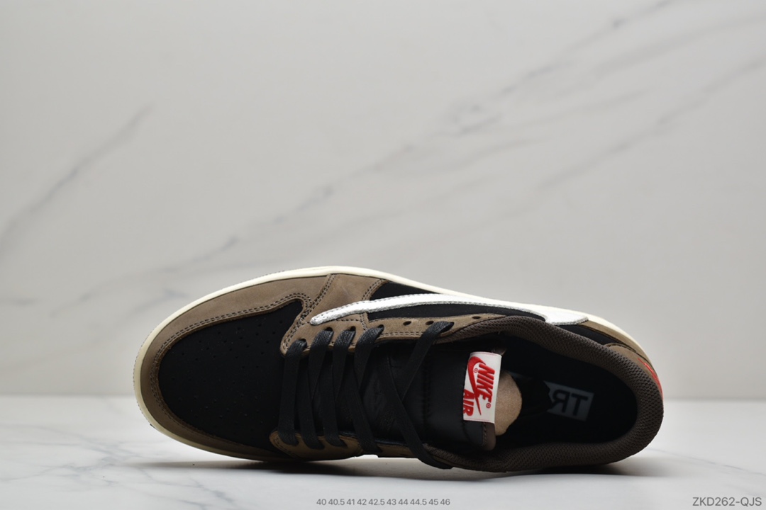 270 公司级 Air Jordan 1 Low 倒钩低帮亮点之处在于鞋侧的倒置 Swoosh CQ4277-001