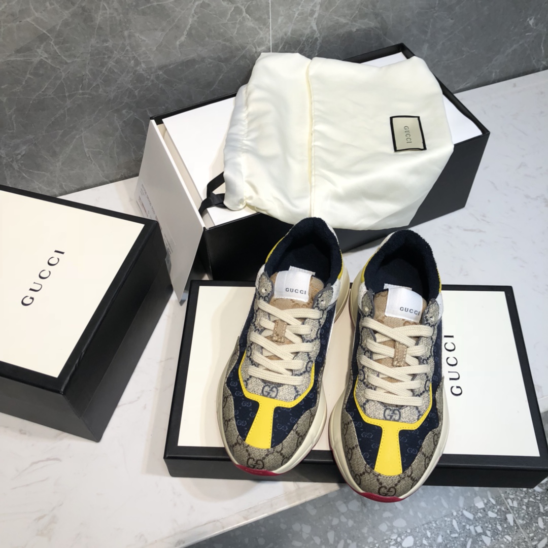 GUCCI sneakers chunky toile monogramme bicolore à lacets
