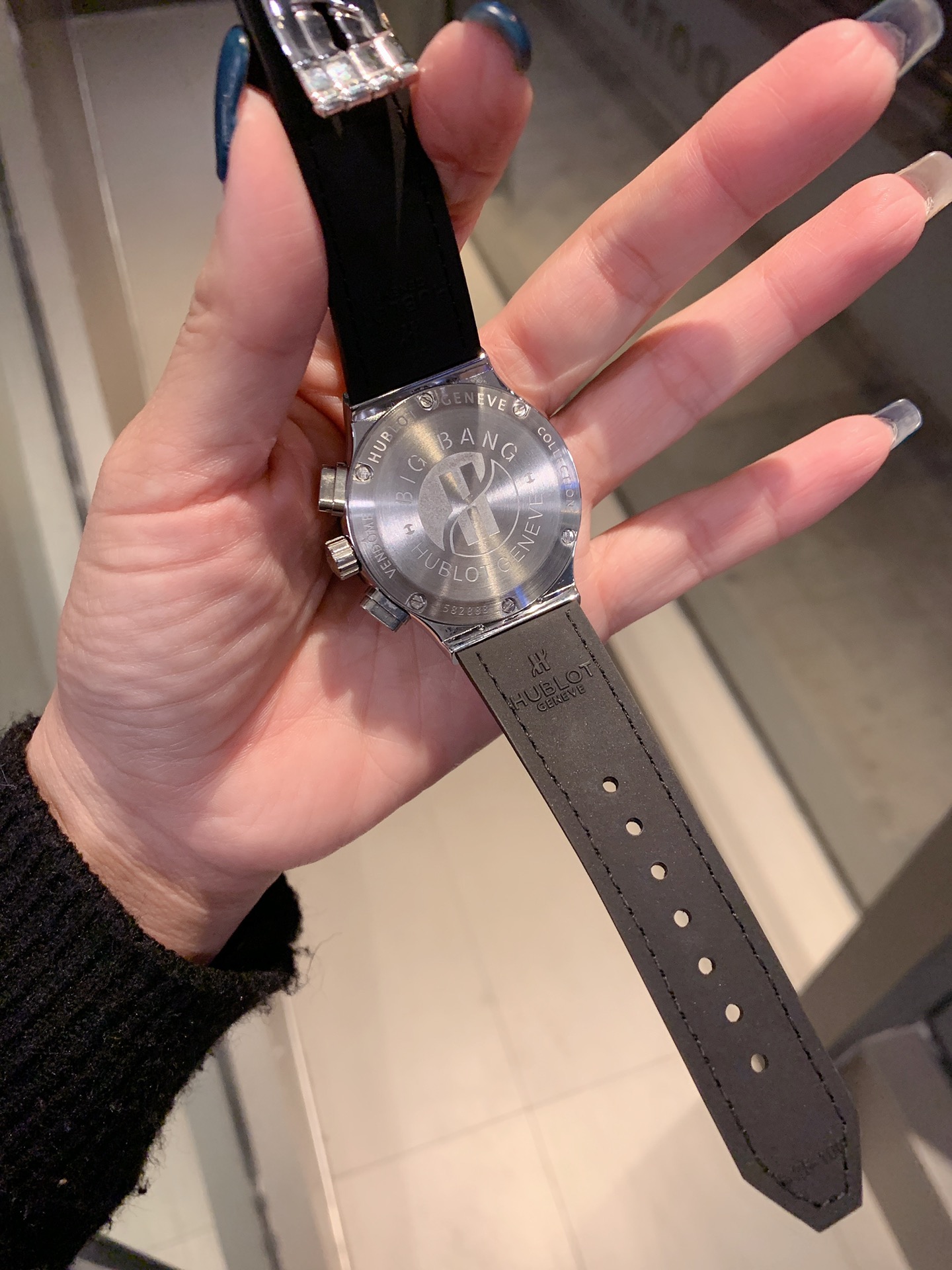 Hublot’s Big Bang Series: Luxury Watches with Fashion and Elegance - 图片 5