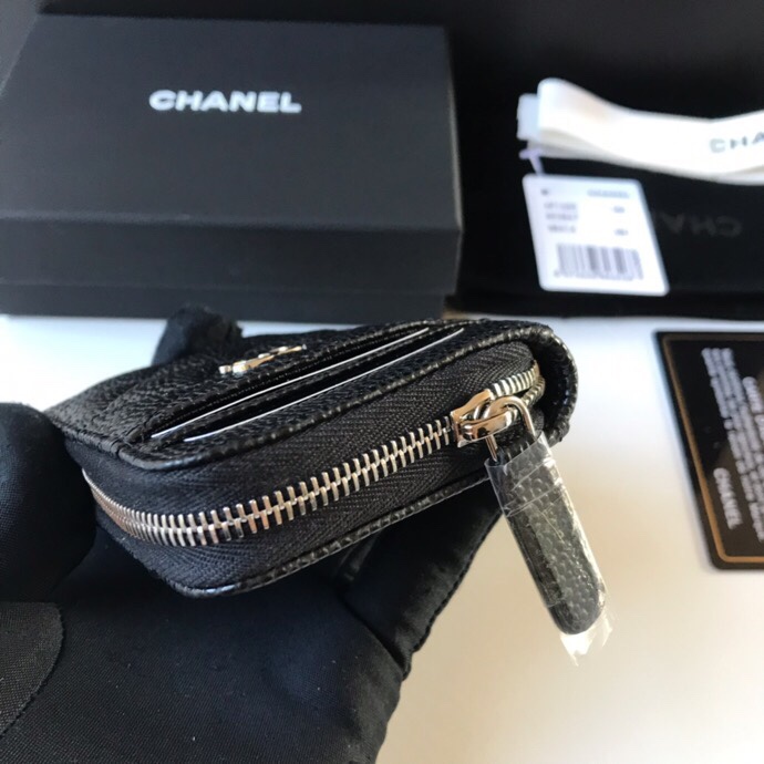 Chanel 新款 、小拉链菱格零钱包