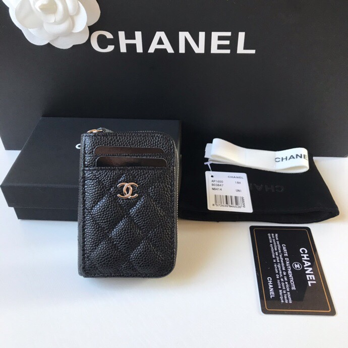 Chanel 新款 、小拉链菱格零钱包