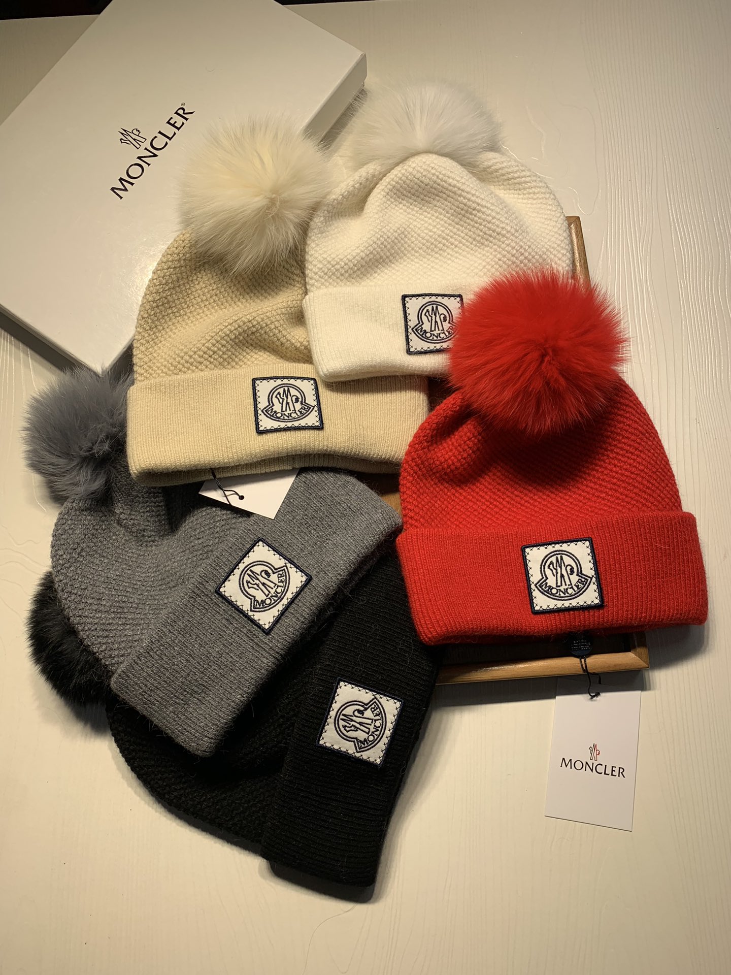 🌹。蒙口。【羊毛单帽➕狐狸毛球】客供小羊毛！珍贵典藏的灵魂帽子！客供色纱.每个颜色都非常好看！经典！手感