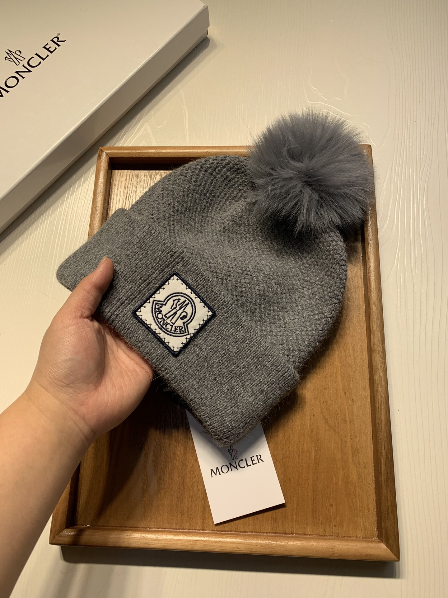 🌹。蒙口。【羊毛单帽➕狐狸毛球】客供小羊毛！珍贵典藏的灵魂帽子！客供色纱.每个颜色都非常好看！经典！手感