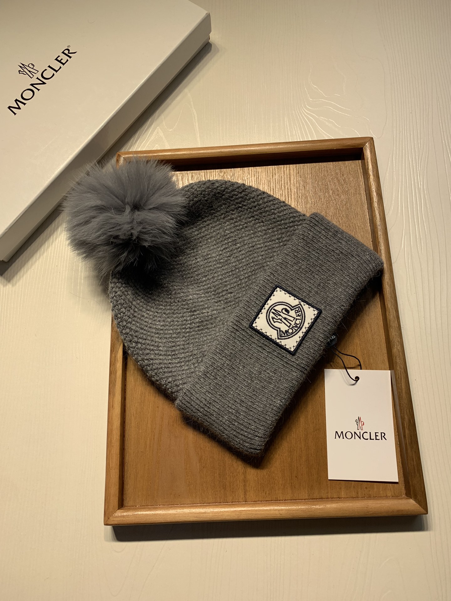 🌹。蒙口。【羊毛单帽➕狐狸毛球】客供小羊毛！珍贵典藏的灵魂帽子！客供色纱.每个颜色都非常好看！经典！手感