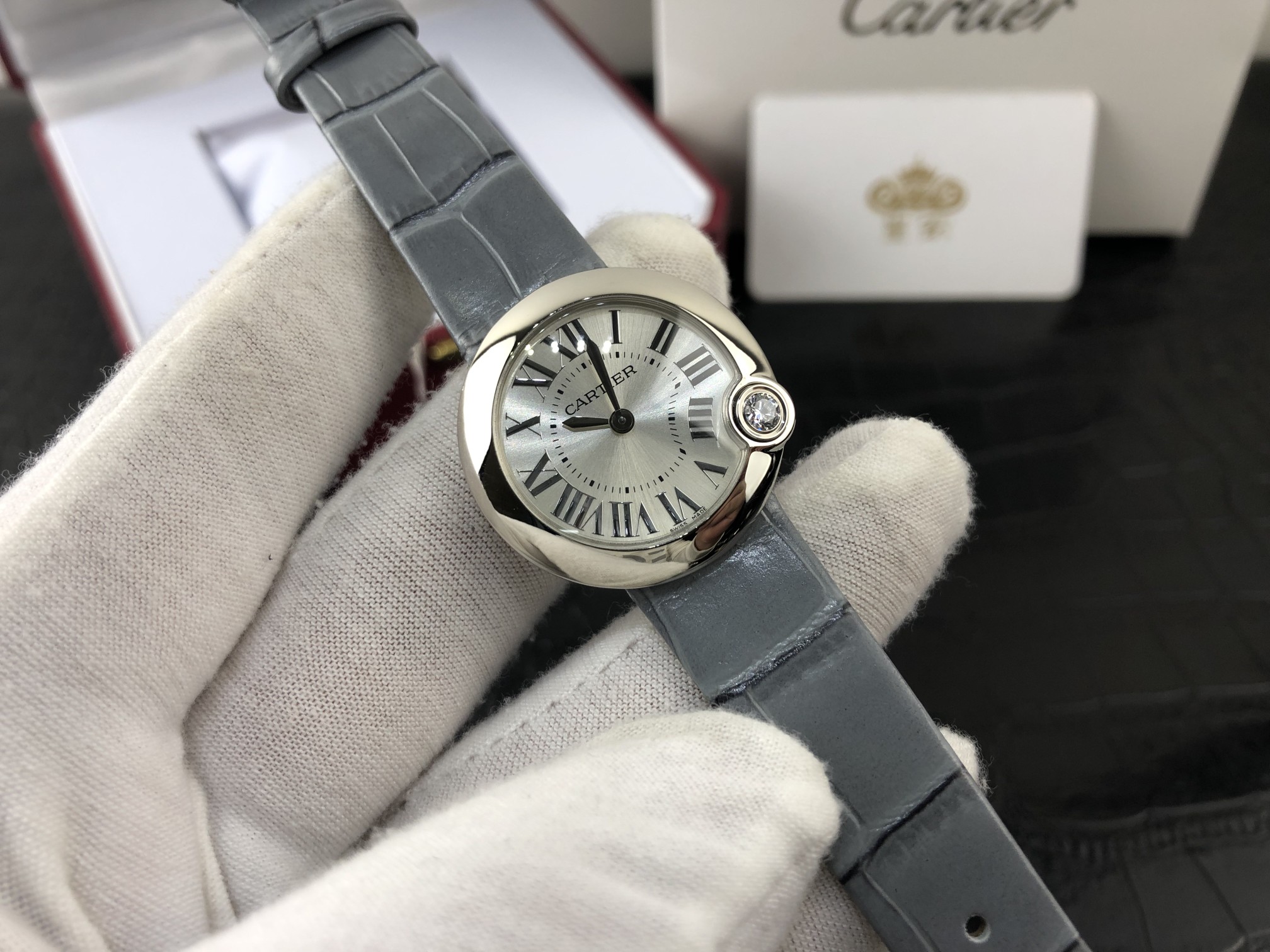 Cartier 皇家 卡地亚白气球系列女表