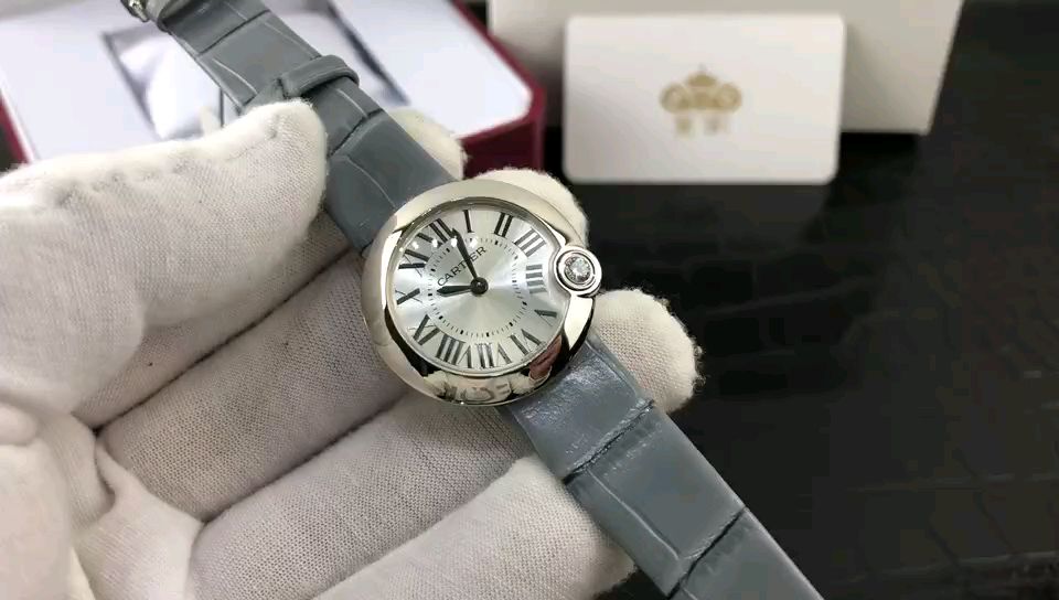 Cartier 皇家 卡地亚白气球系列女表视频欣赏