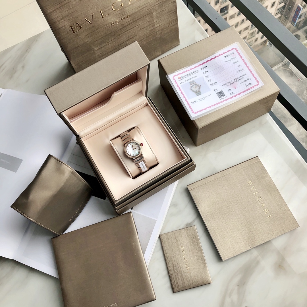 Часы Bvlgari