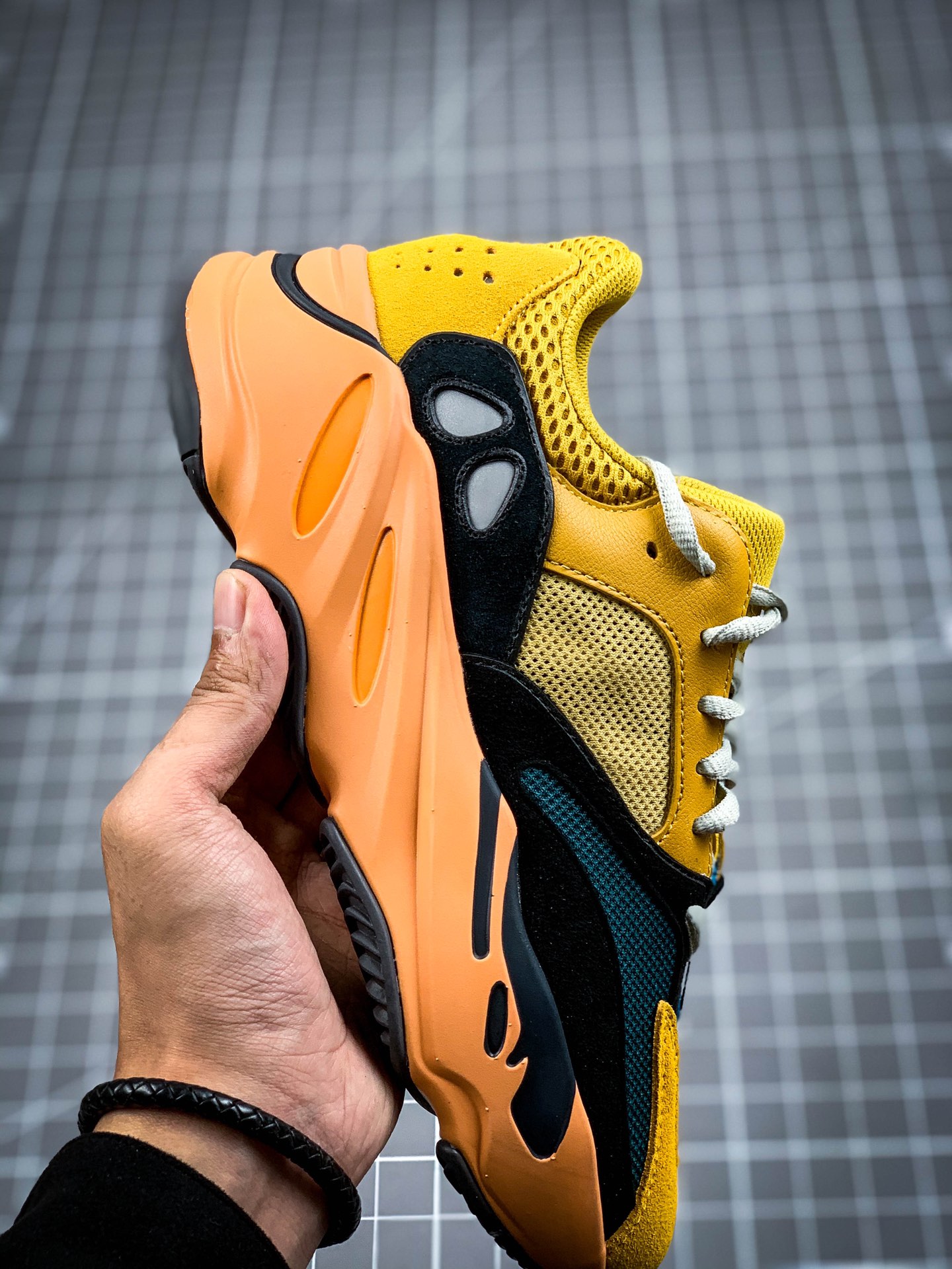 330  新货# 大厂纯原 Adidas YEEZY BOOST 3M 700 MNVN GZ6984-881
