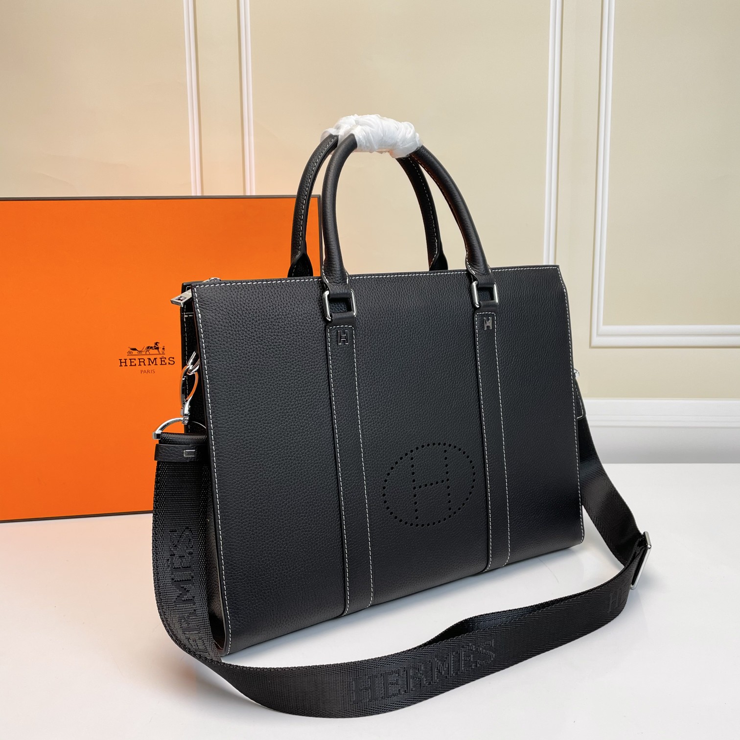 Hermes Men's Leather Briefcase Handbag, Top-Quality Italian Leather, Black, 38x7x29 5 a1608534641408 3740