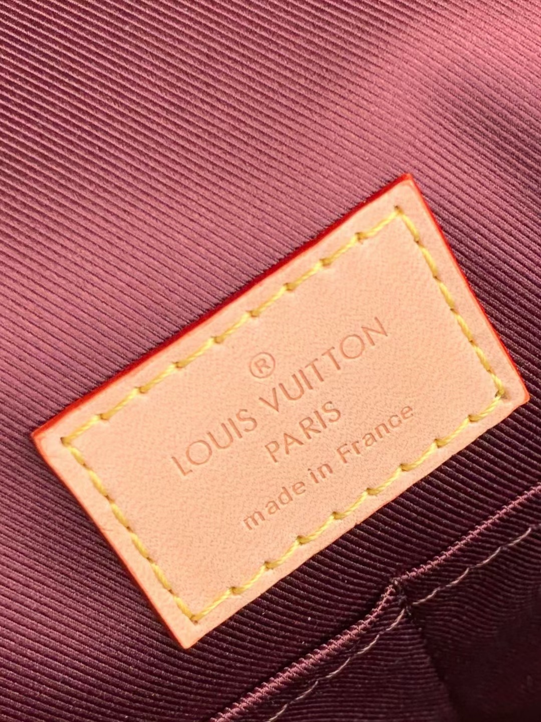 Louis Vuitton Haute Couture Classic Luxury Handbag Shoulder Crossbody 8