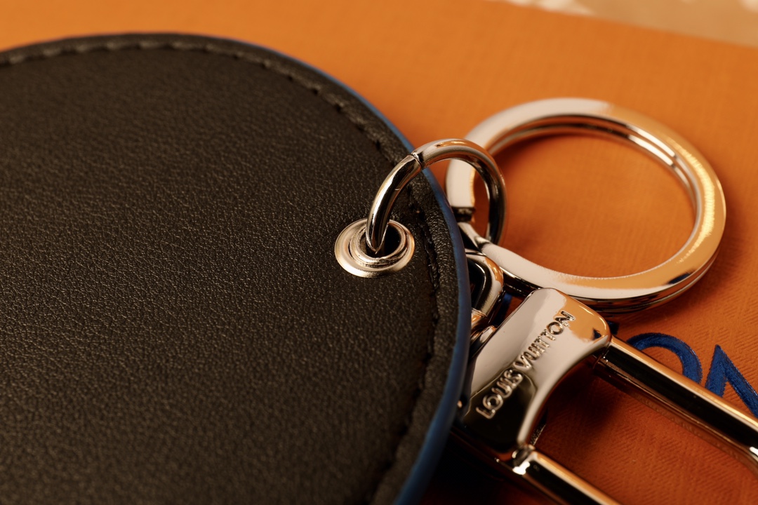 New Damier Graphite Bag with Customizable Features: M69030 Round Illustre Development - 图片 6