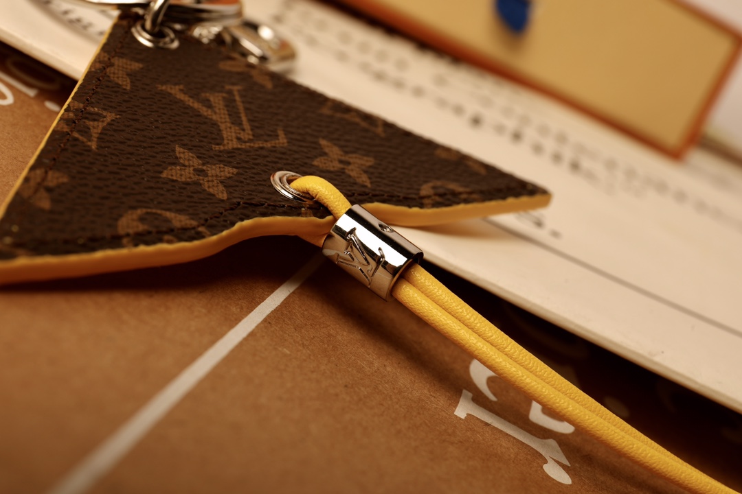 Child-friendly Theme with Brand Markings in 2020 Spring/Summer Show: Paris Exploration Concept - 图片 7