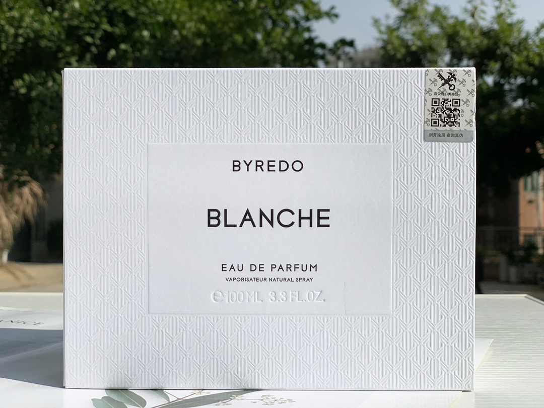 Blanche Perfume White Vintage