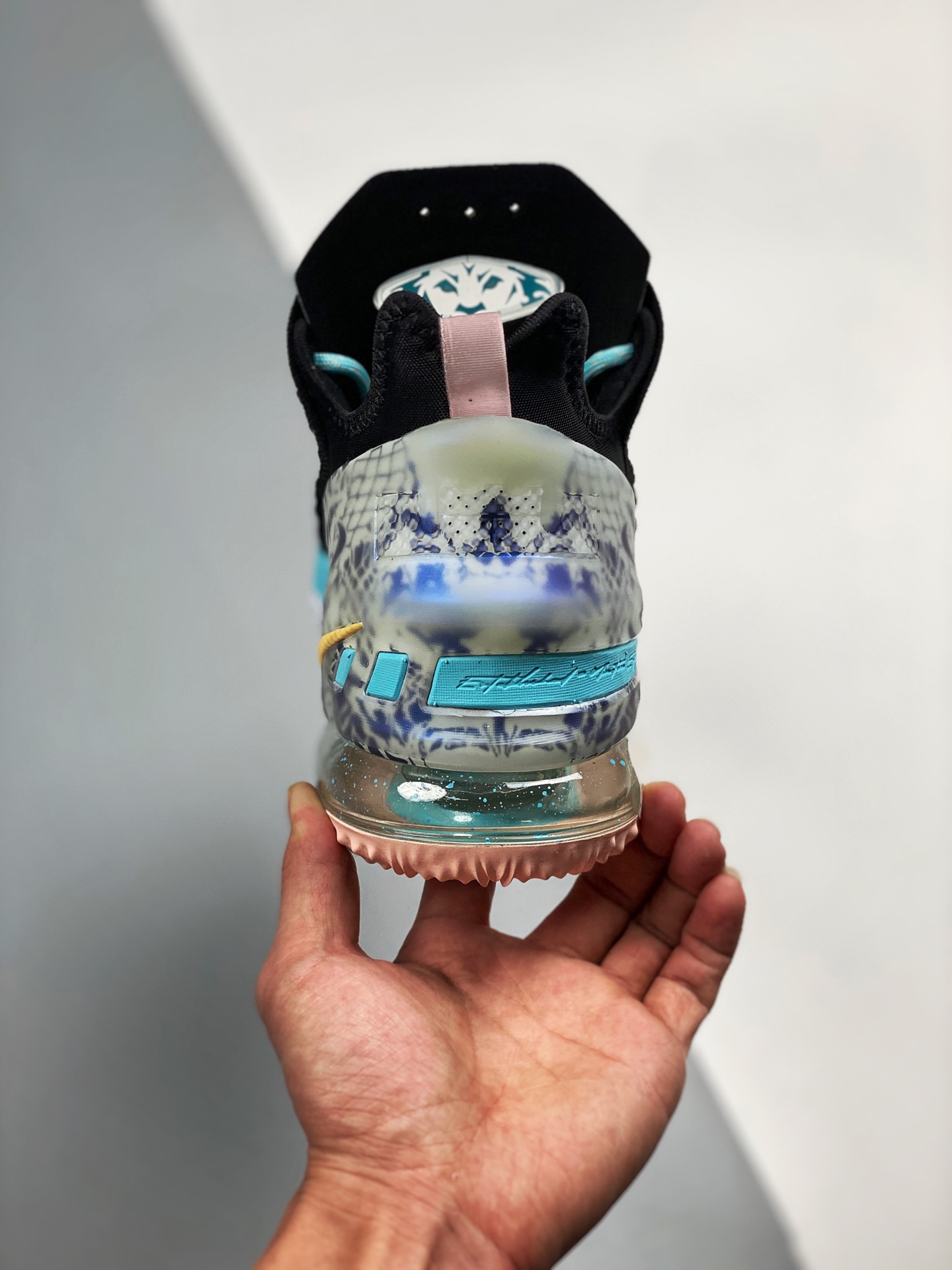 Miniatura 8
