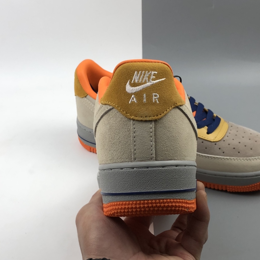 200 Nk Air Force 1  LOW'07  “灰拼橙”空军一号低帮休闲板鞋 DD7209-105