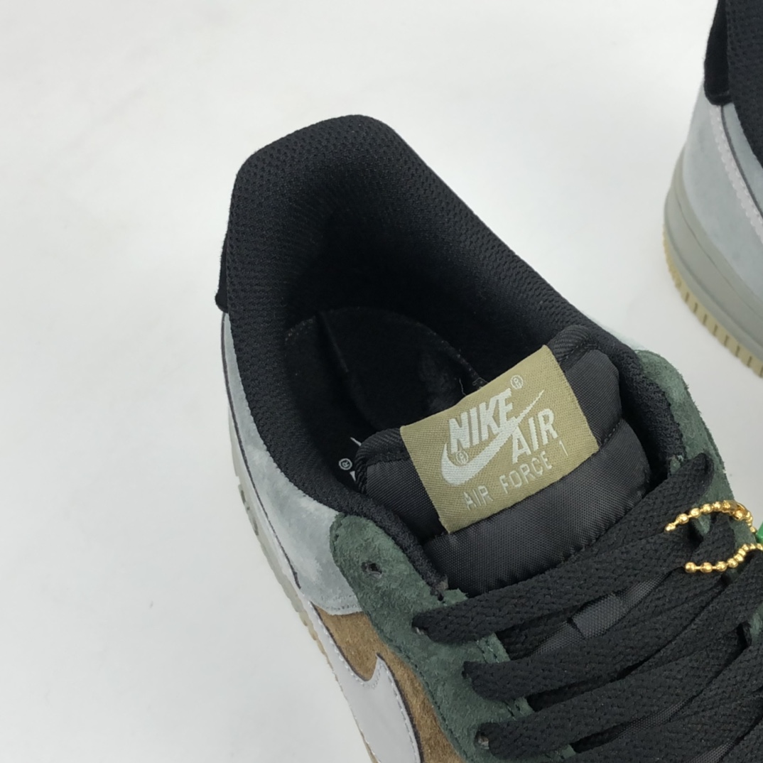 240 Nk Air Force 1 Low“Christmas”空军一号“圣诞节”主题低帮休闲板鞋 CQ5059-101