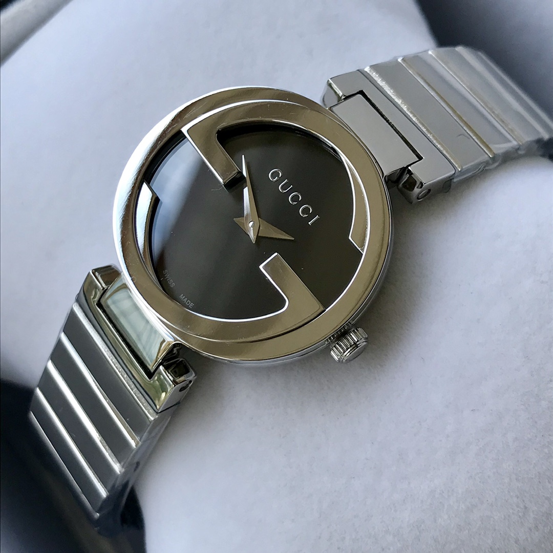Часы Gucci