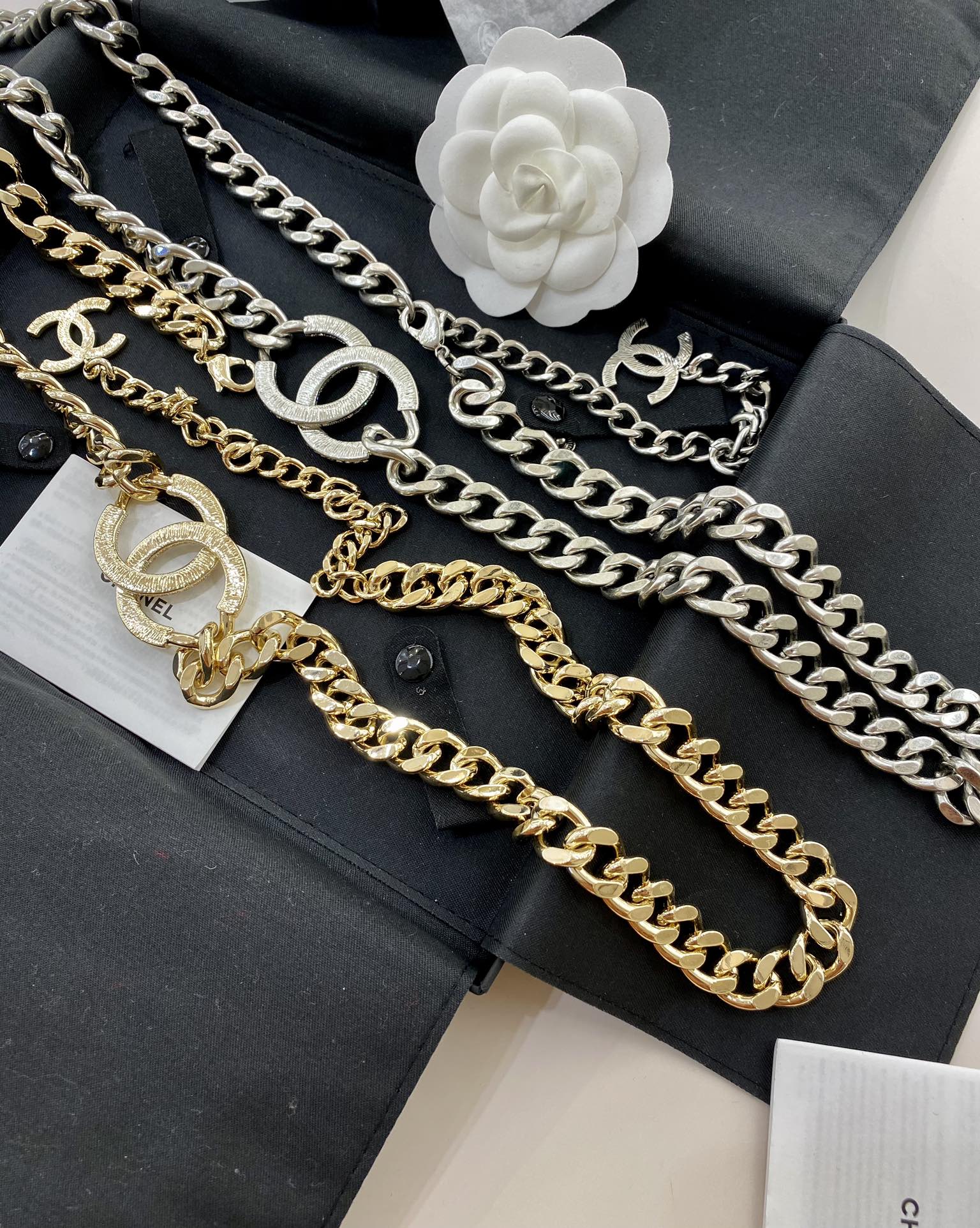 - 香奶奶家 顶级原厂正品级别香家新款链条腰带.字母logo搭配-Chinese UA Cheap High Quatity Brand Clothes Bags handbags Sneakers wholesale wholesaler seller from China Factory suppliers Fashion Clothing Shoes best Quality Beautiful Price - 香奶奶家 顶级原厂正品级别香家新款链条腰带.字母logo搭配