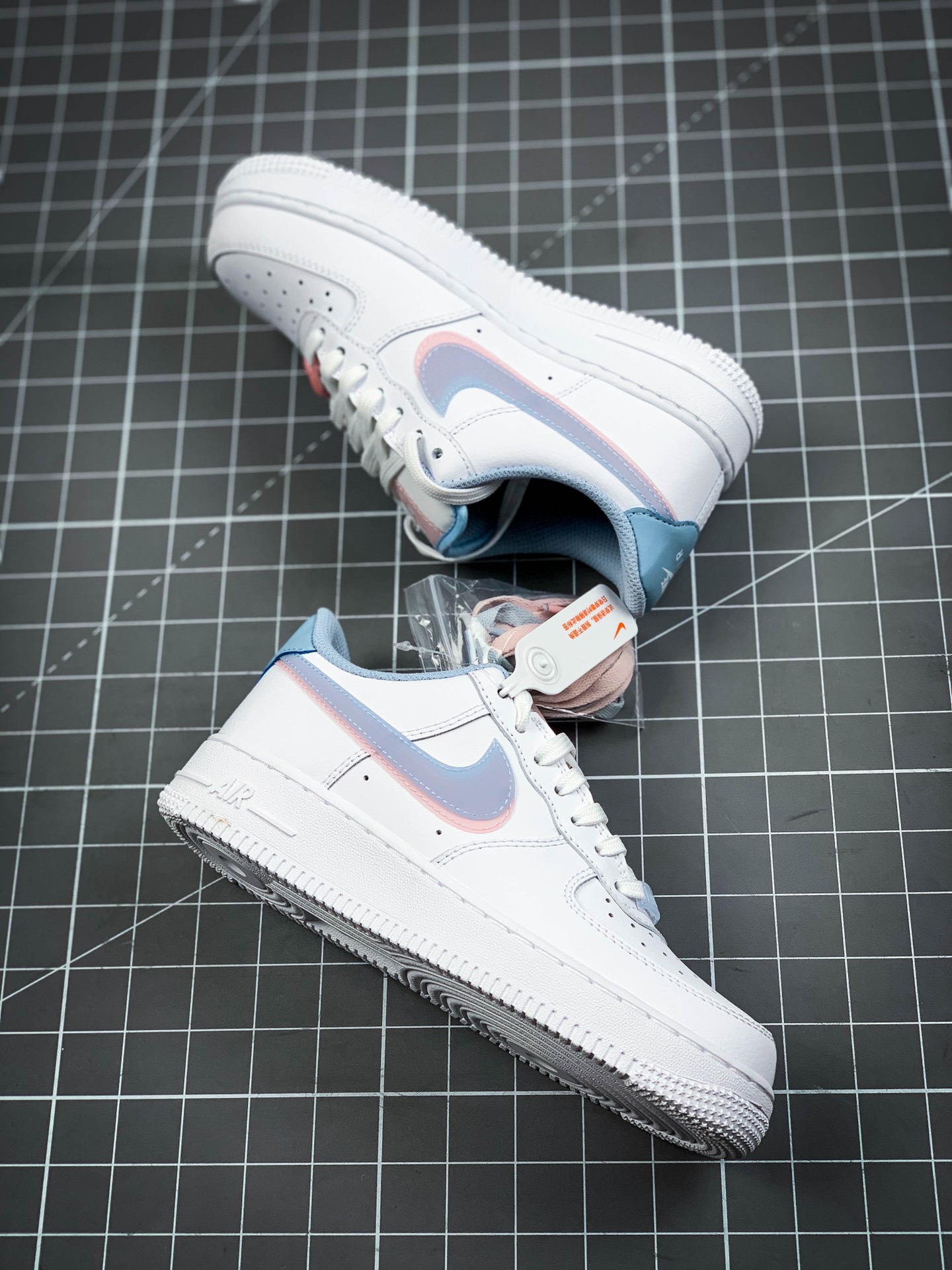 200 Air Force1 Low White pink blue 双勾蓝粉空军一号低帮 CW1574-100