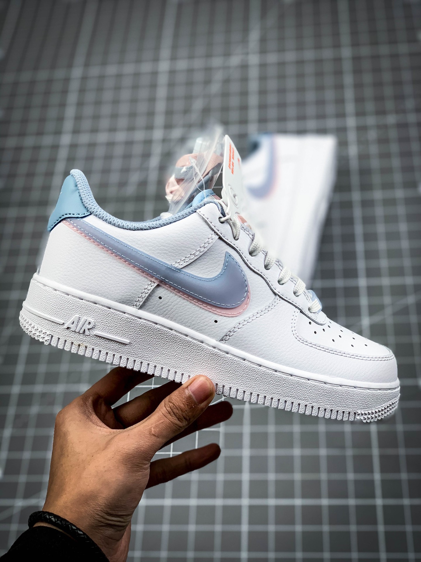 200 Air Force1 Low White pink blue 双勾蓝粉空军一号低帮 CW1574-100