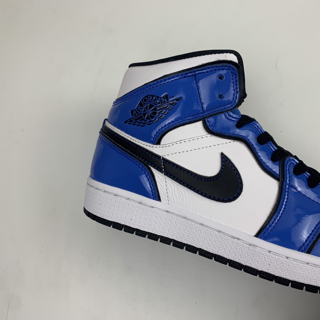 240 Air Jordan 1 Mid AJ1 乔1 中帮百搭休闲运动板鞋 DD6834-402