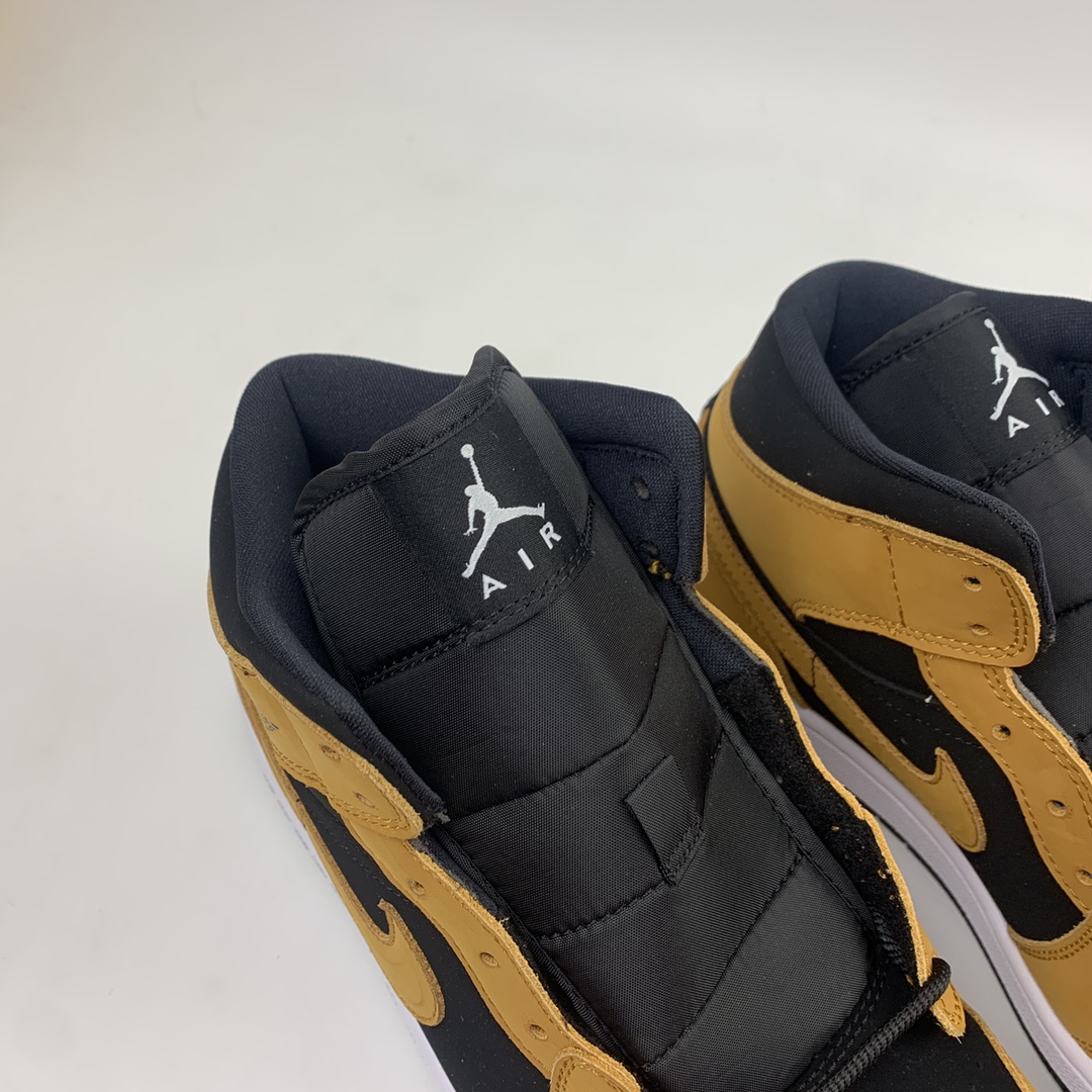 260 Air Jordan 1 Mid AJ1 乔1 中帮百搭休闲运动板鞋 DB5453-700