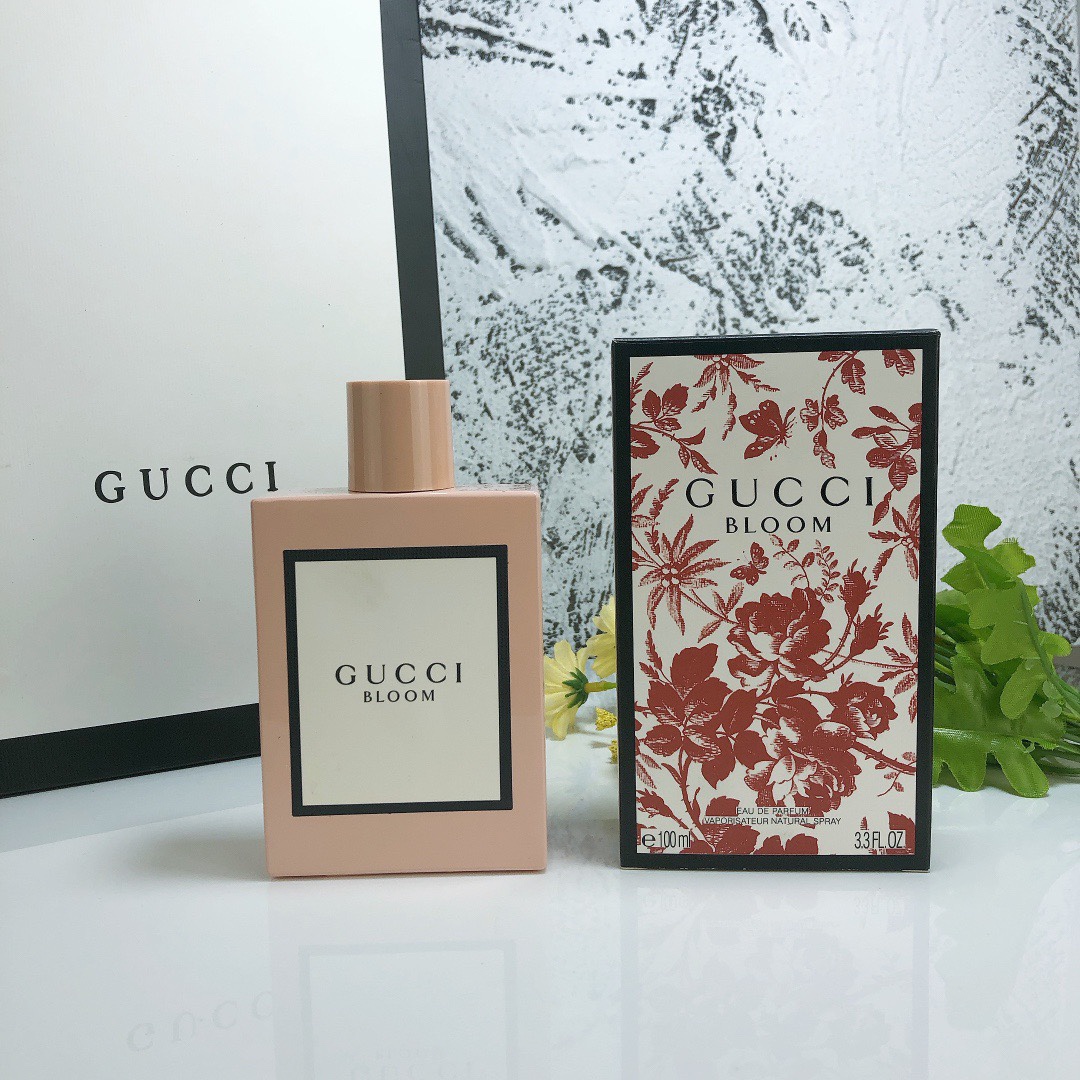 Gucci Bloom Eau de Parfum for Women, Floral Scent, 3.3 fl oz 2 i1608704971 4817 0