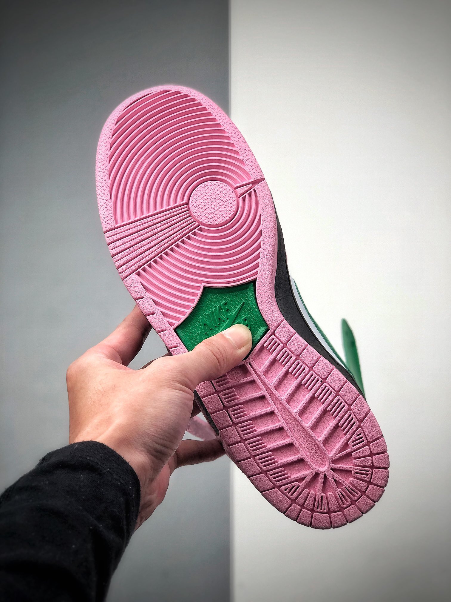 260  耐克SB 反转黑粉 Nike SB Dunk High Pro”Invert Celtics”扣篮系列高帮休闲运动滑板板鞋CU7349-001