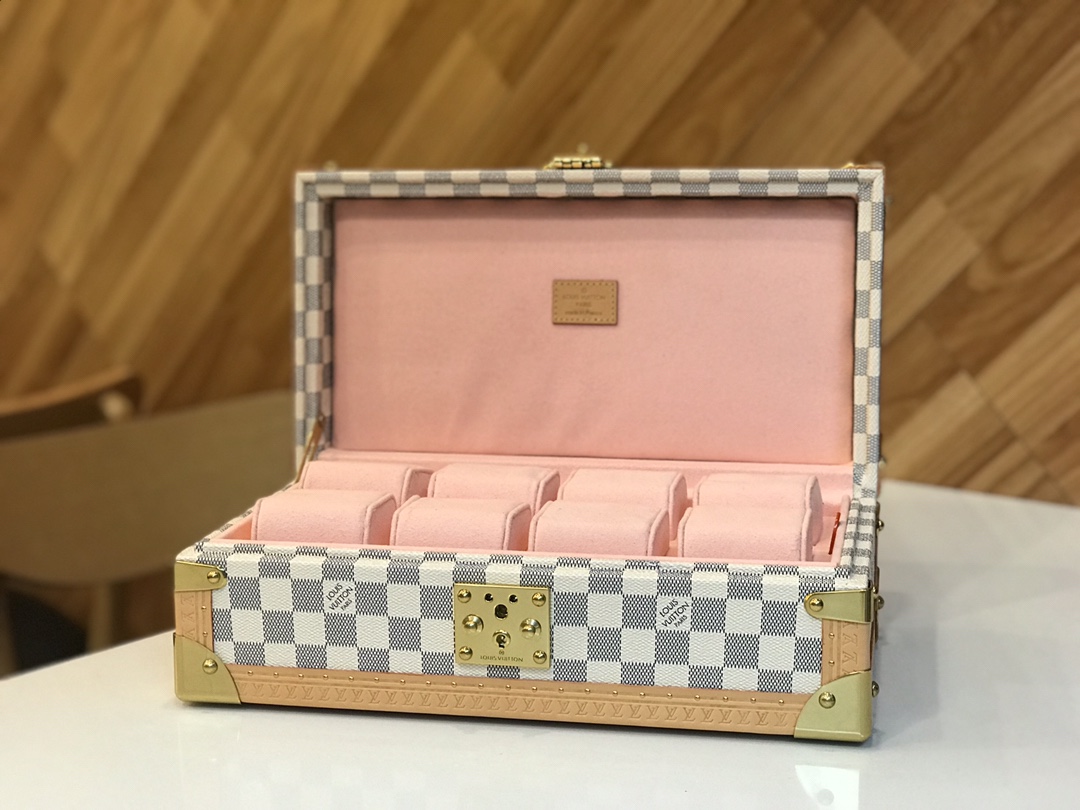 Louis Vuitton Damier Azur Canvas 8-Watch Case with Removable Tray 3 i1608740980 1207 1