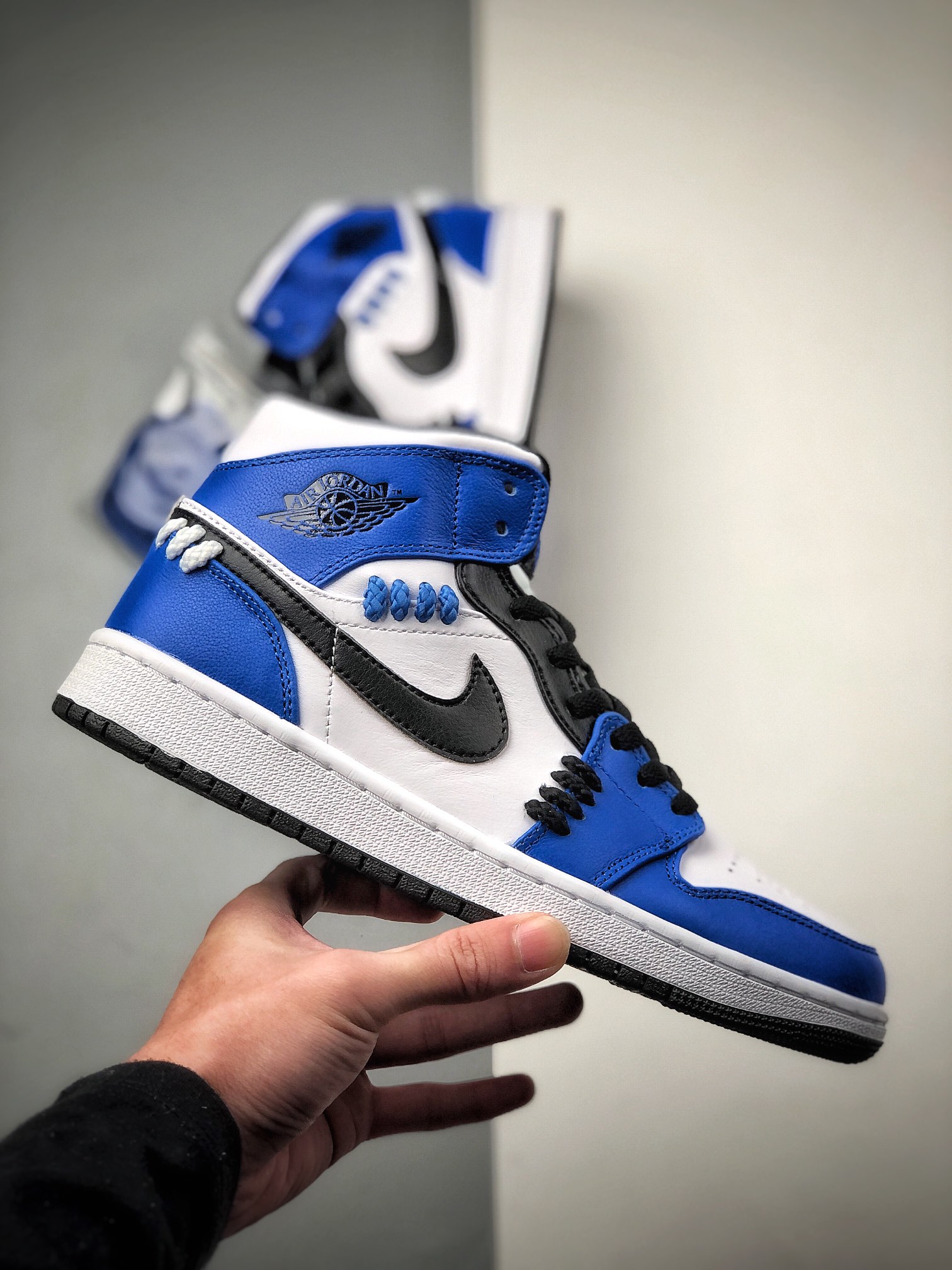 240  乔1 Air Jordan 1 Mid SE “Game Royal” AJ1 高帮捆绑小闪电CV0152-401