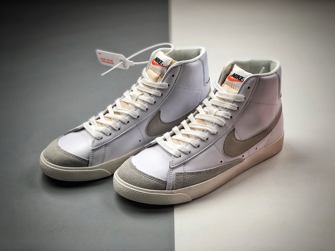 160  公司级 Nike Blazer Mid Retro OG 开拓者经典复古高帮休闲板鞋 BQ6806-106