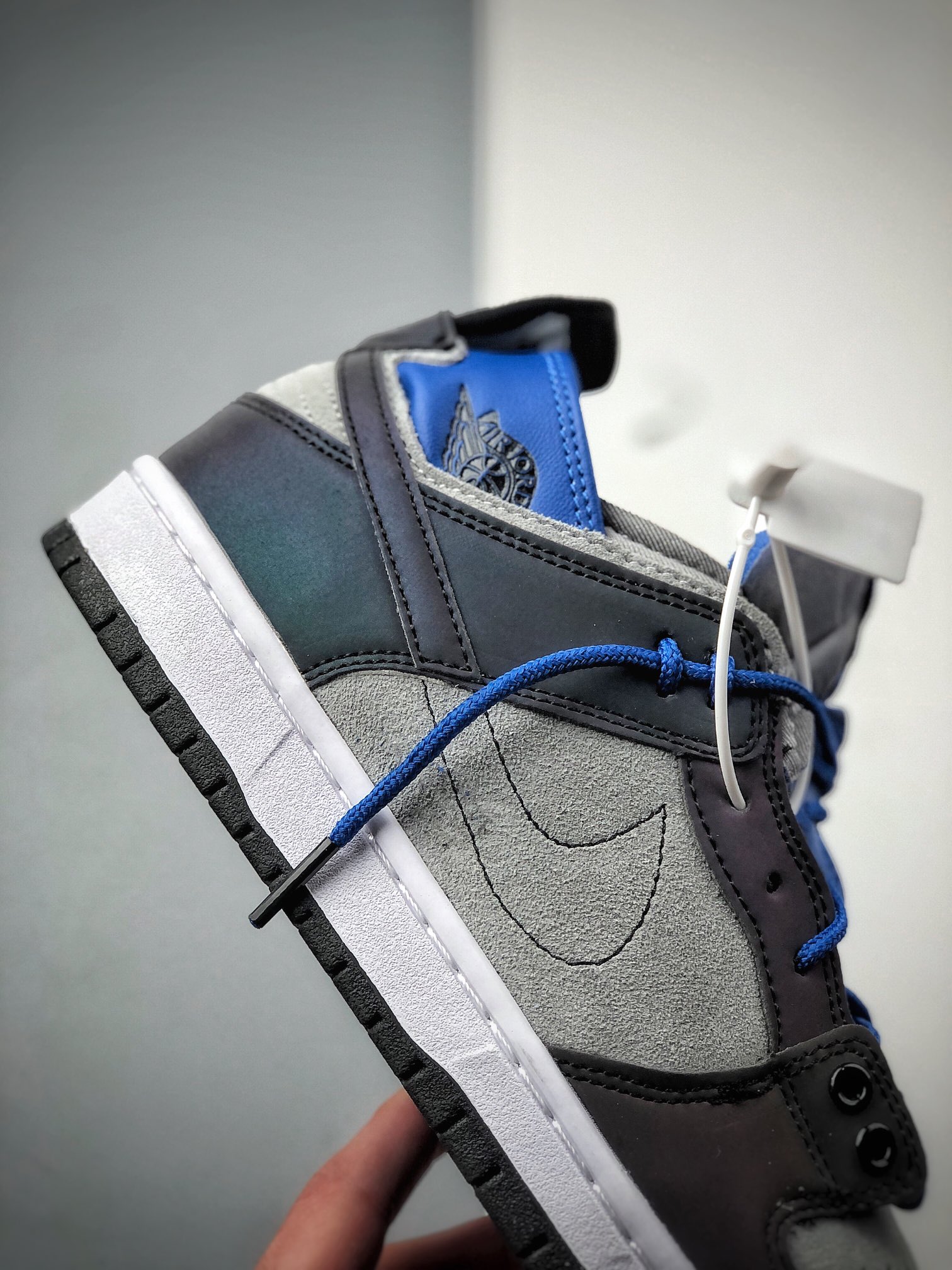 200  公司级#巴黎走秀款”英雄联盟” 耐克 Dunk SB low联手EJDER CZ8149-700