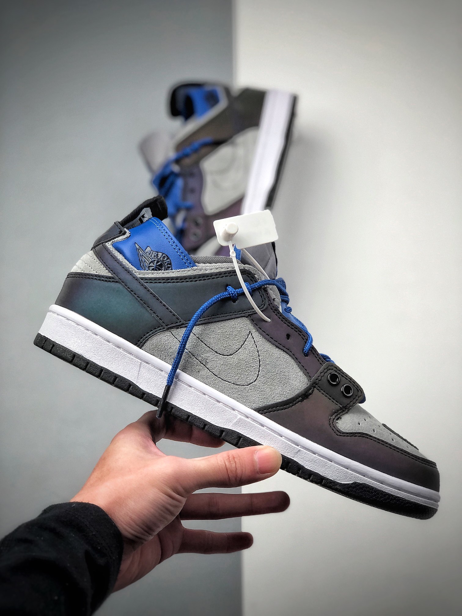 200  公司级#巴黎走秀款”英雄联盟” 耐克 Dunk SB low联手EJDER CZ8149-700