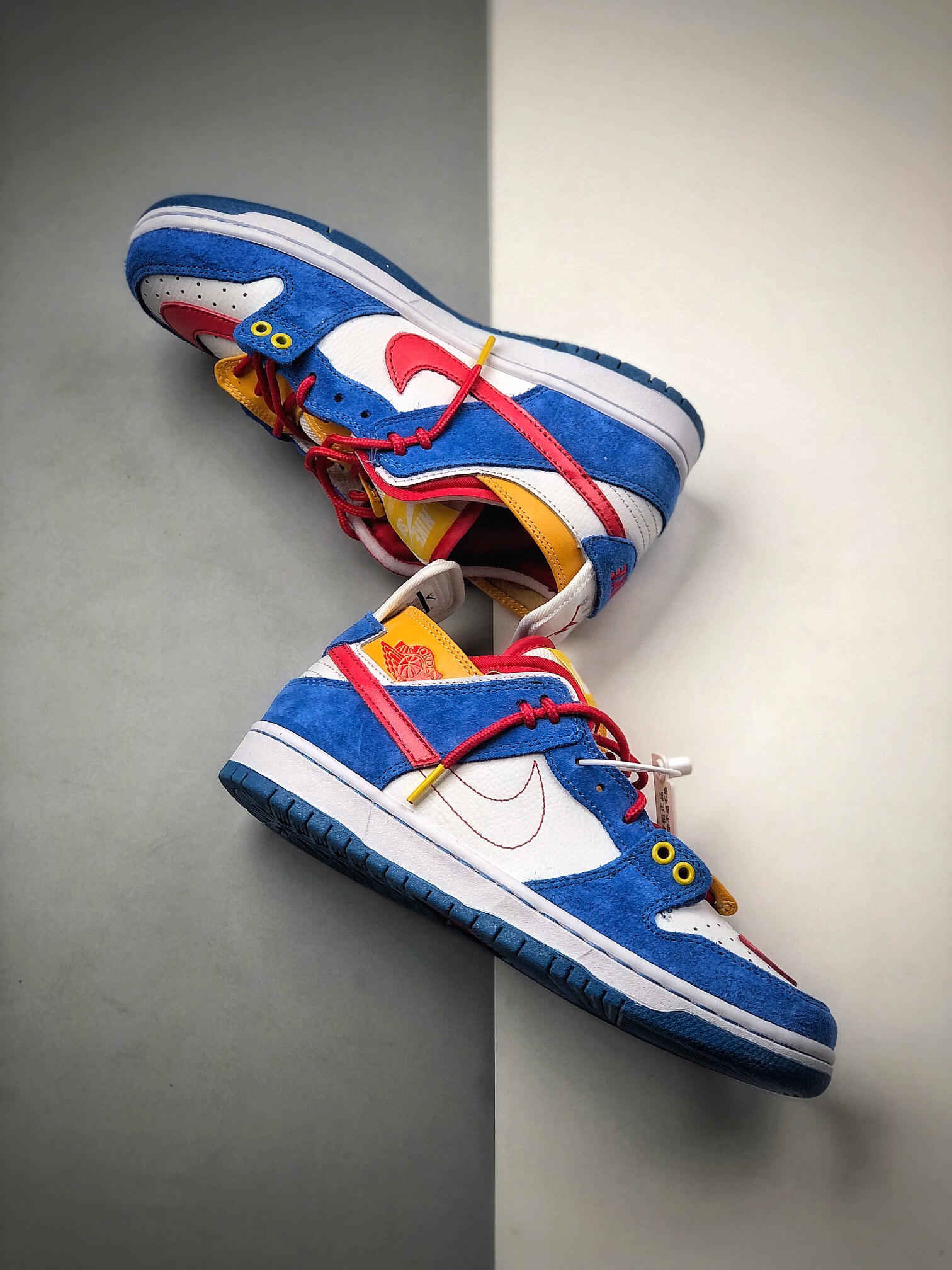 200  公司级#巴黎走秀款”叮当猫” 耐克 Dunk SB low联手EJDER CZ8149-700