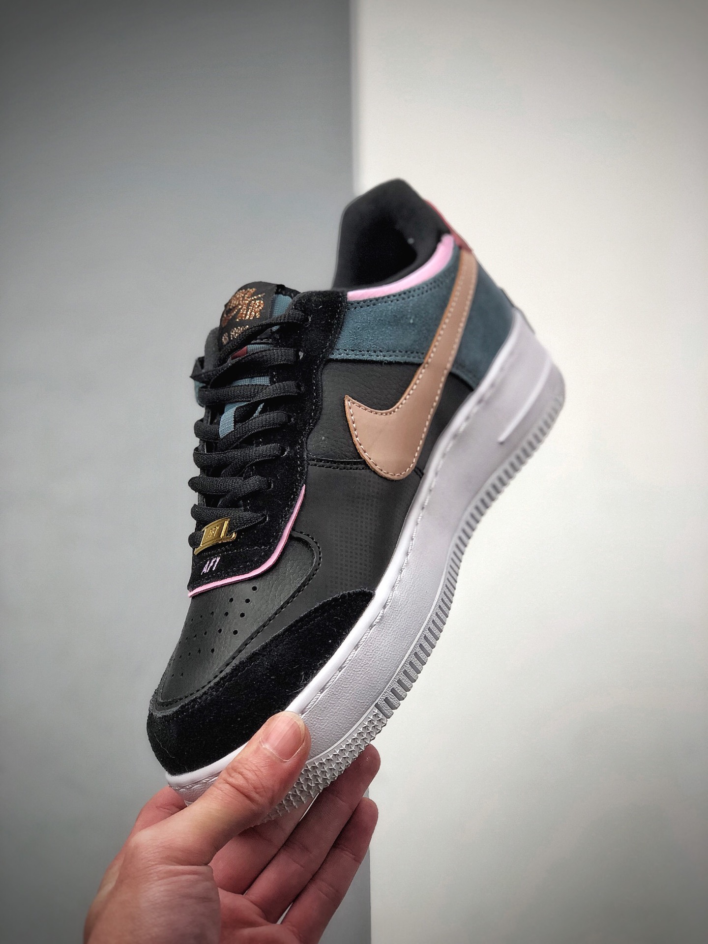 200 NIKE FORCE空军一号运动休闲板鞋  CU5315-001