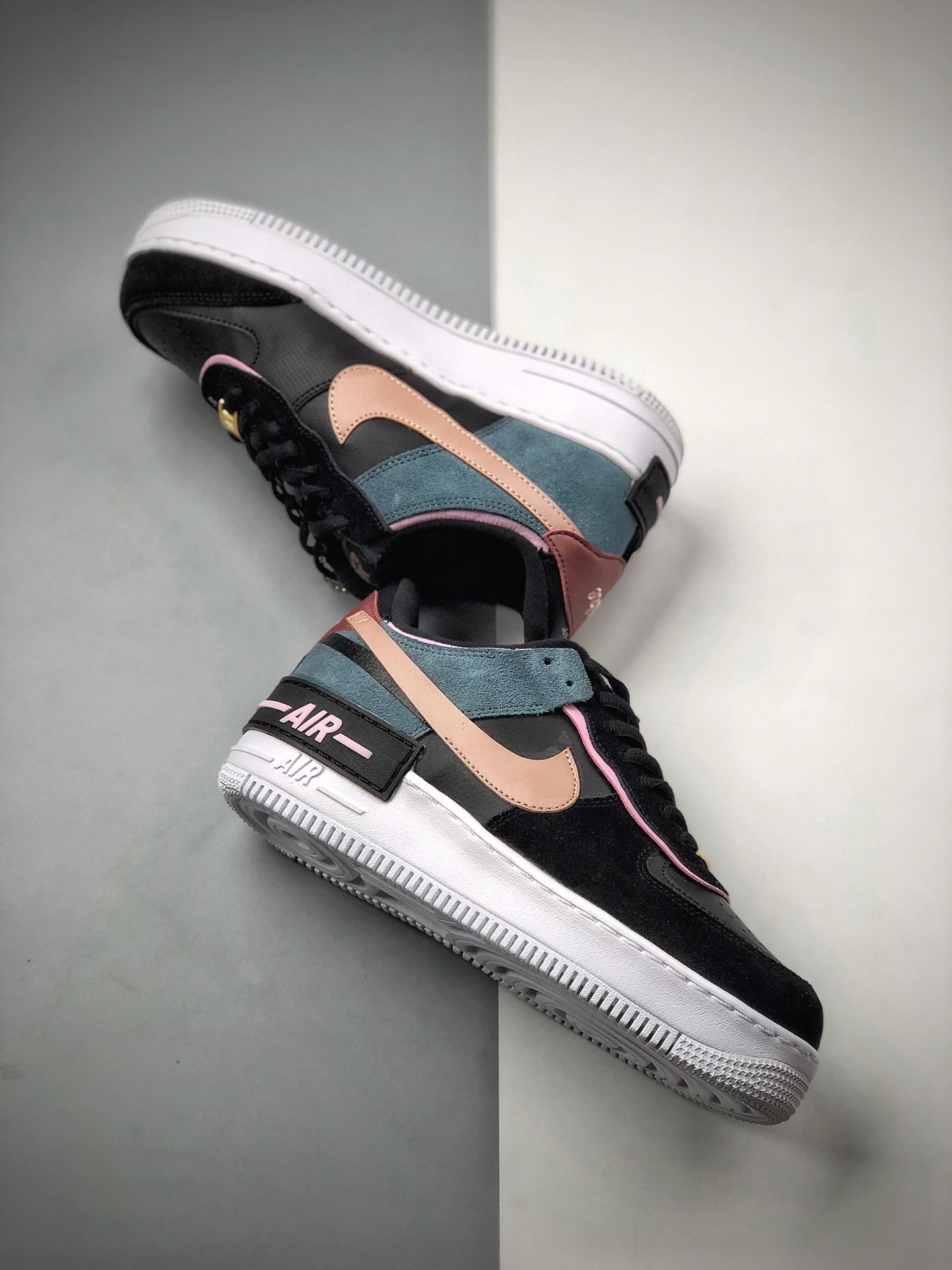 200 NIKE FORCE空军一号运动休闲板鞋  CU5315-001