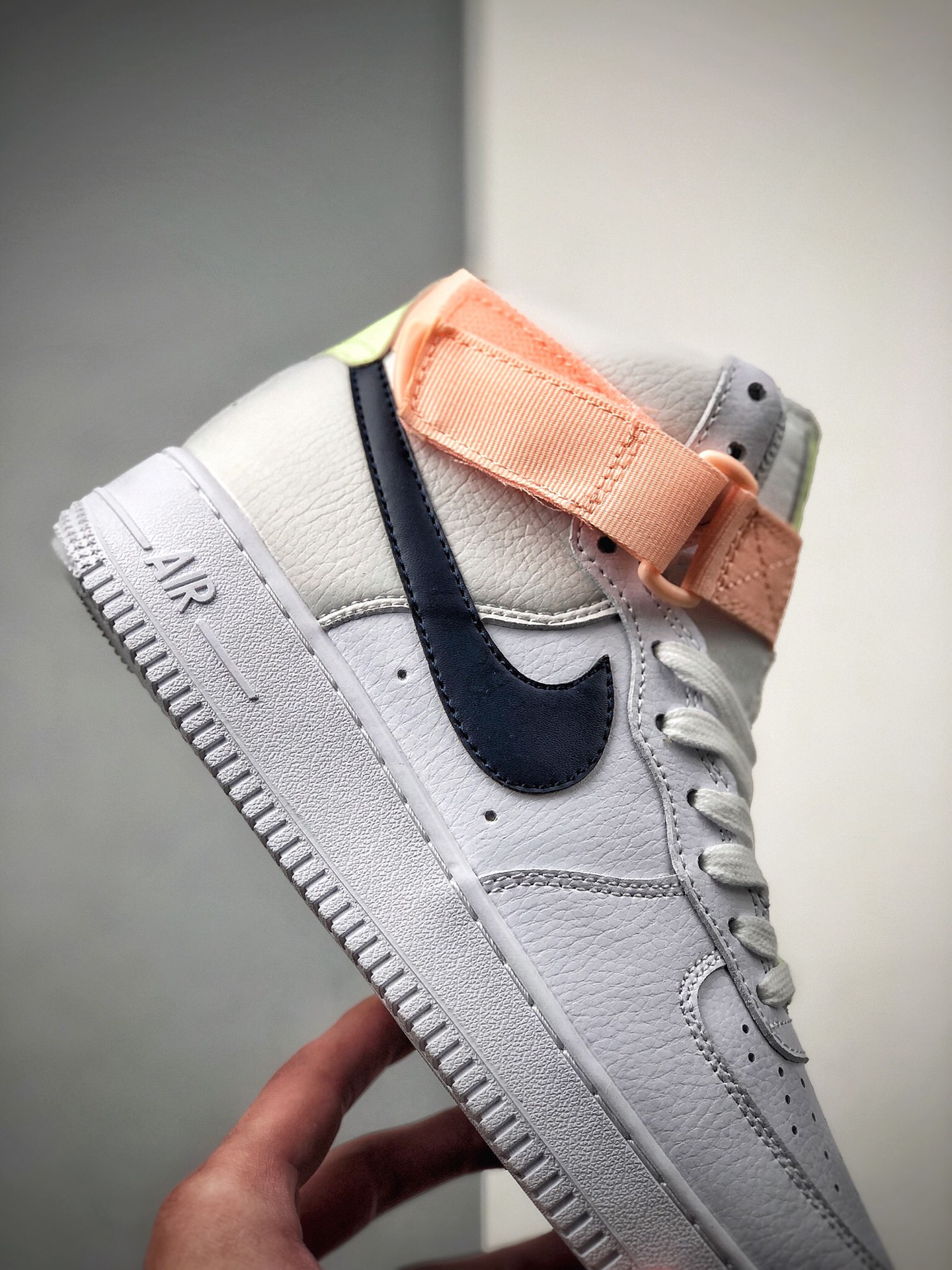 220 NIKE FORCE空军一号运动休闲板鞋  334031-117