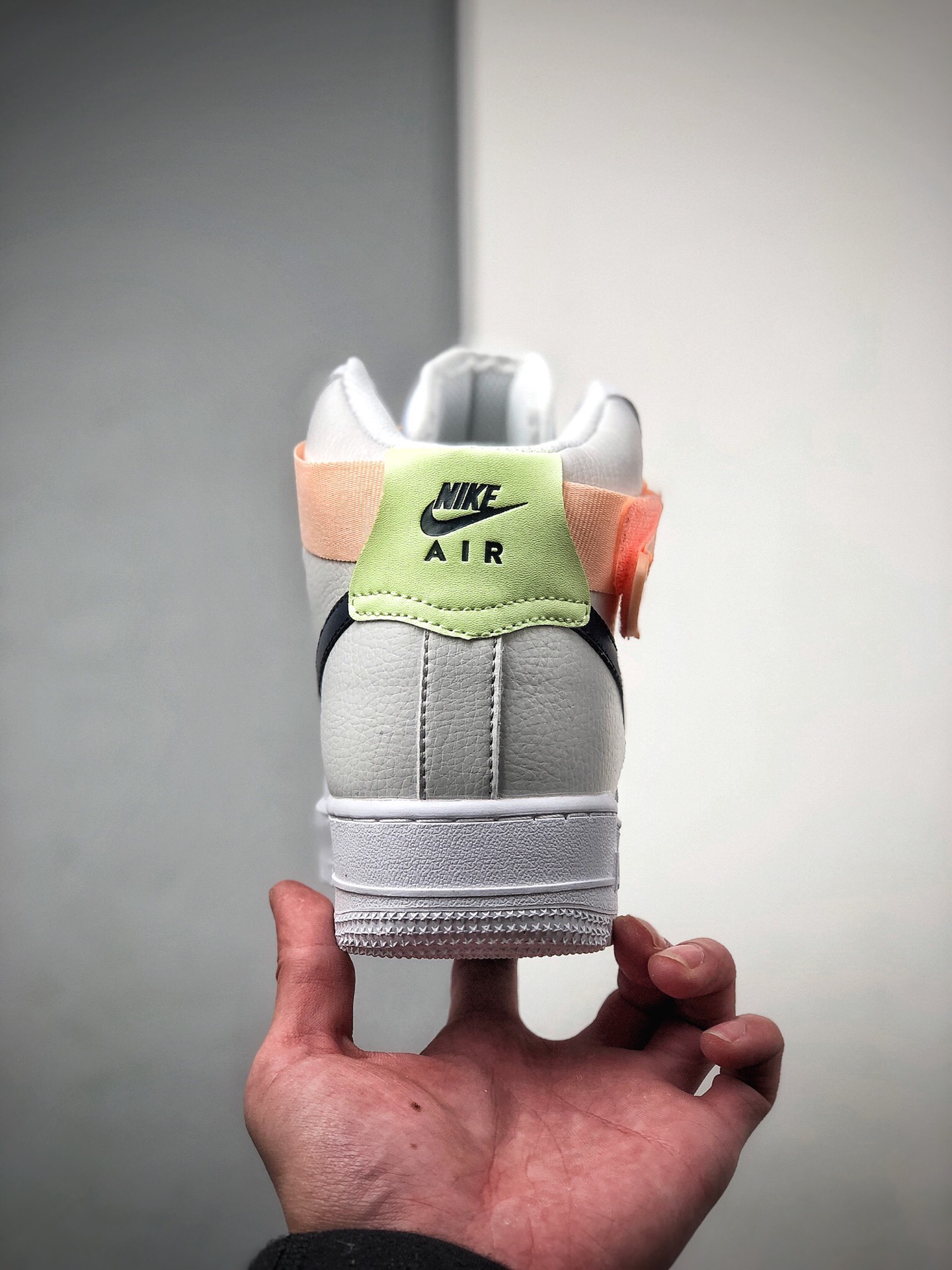 220 NIKE FORCE空军一号运动休闲板鞋  334031-117